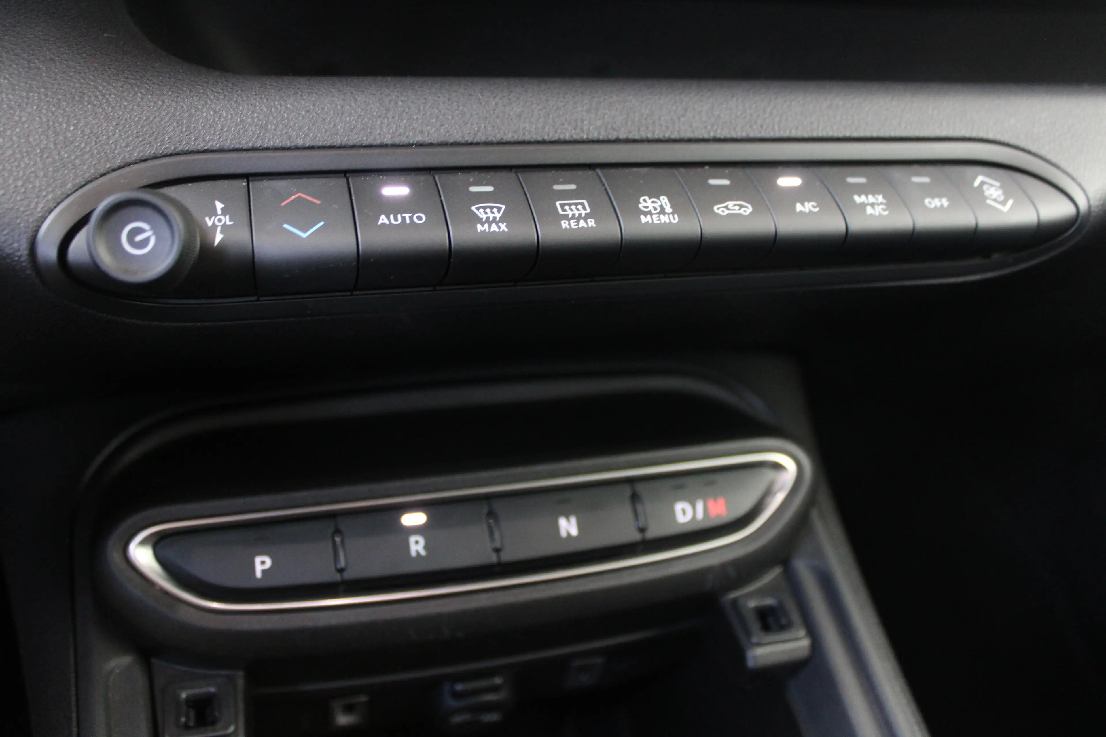 Jeep Avenger 1.2 e-Hybrid Summit | Adaptieve cruise control | 1 — photo 28