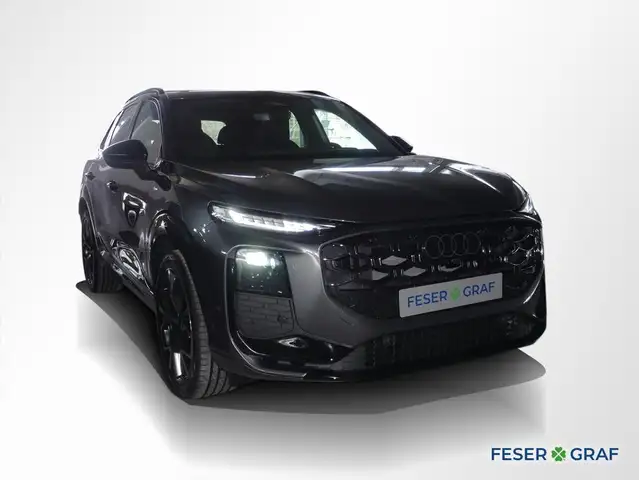 Audi Q3 view 2