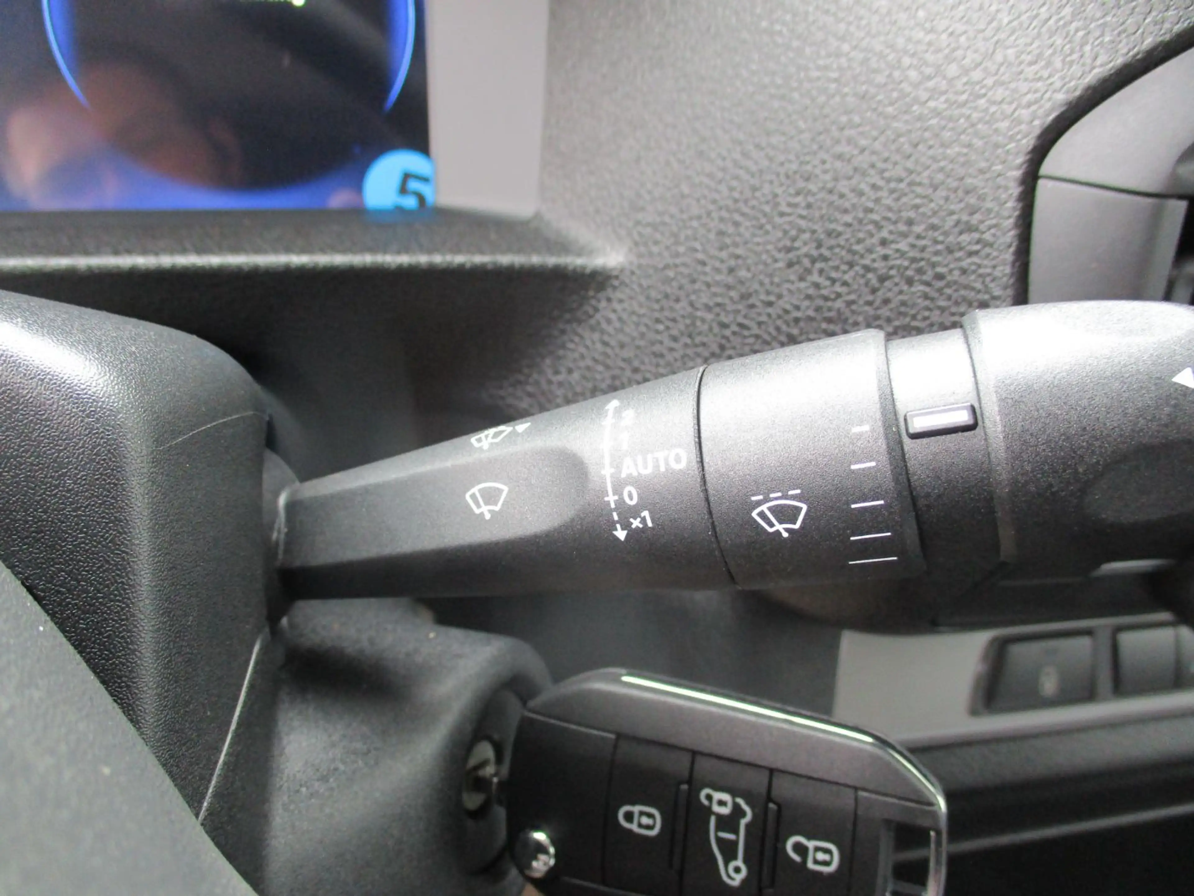 Toyota Proace Kasten 1.5 D L1 Kasten Meister Kam.+PDC — photo 12