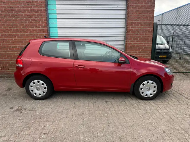Volkswagen Golf view 13