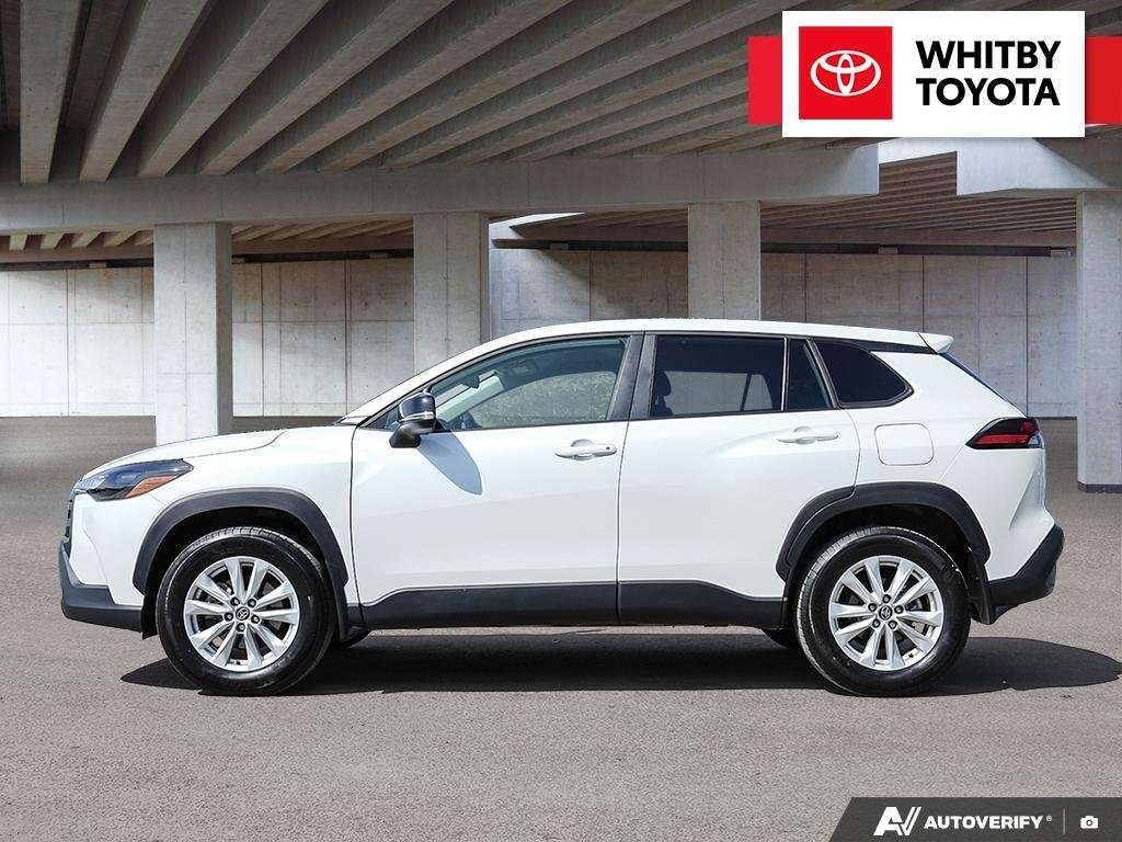2026 Toyota Corolla Cross LE AWD 2.0L / Clean Car Fax — photo 1