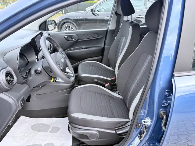 Hyundai i10 view 13