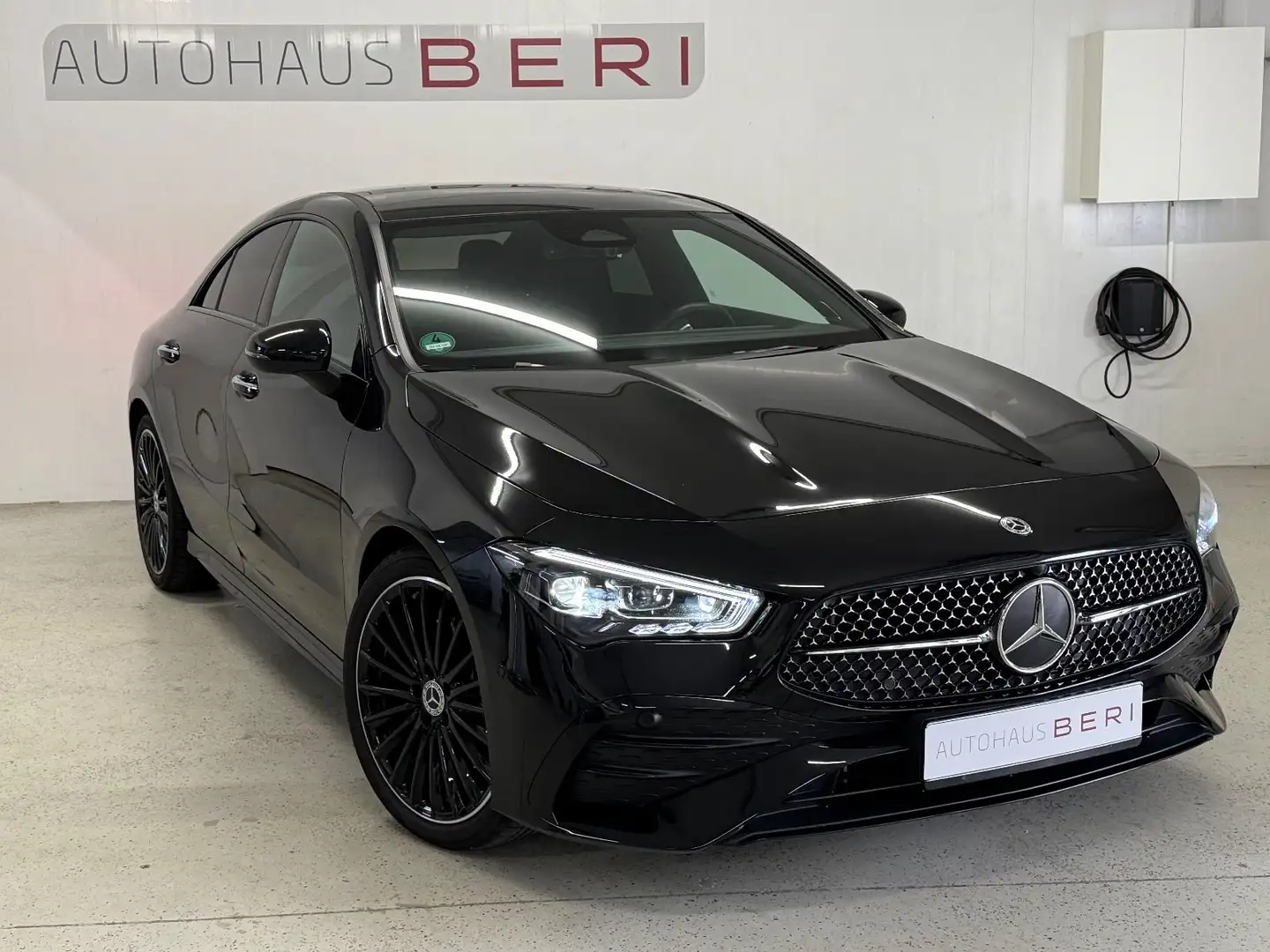 Mercedes-Benz CLA 200 AMG*Pano*Memory*19 Zoll*Burmester Schwarz - 1