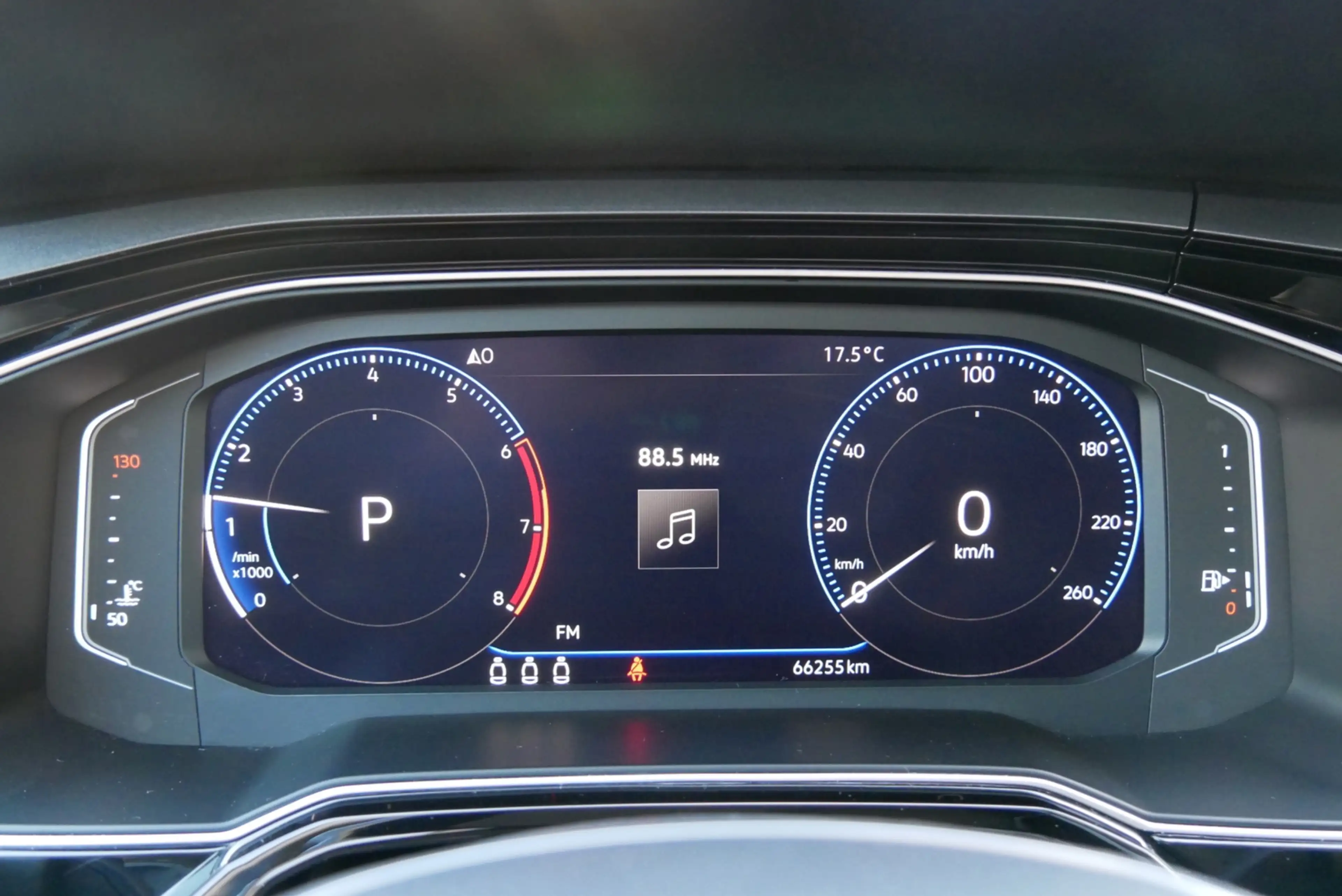 Volkswagen Polo 1.0 TSI Beats.R-line. automaat.led.digitaal dashbo — photo 17