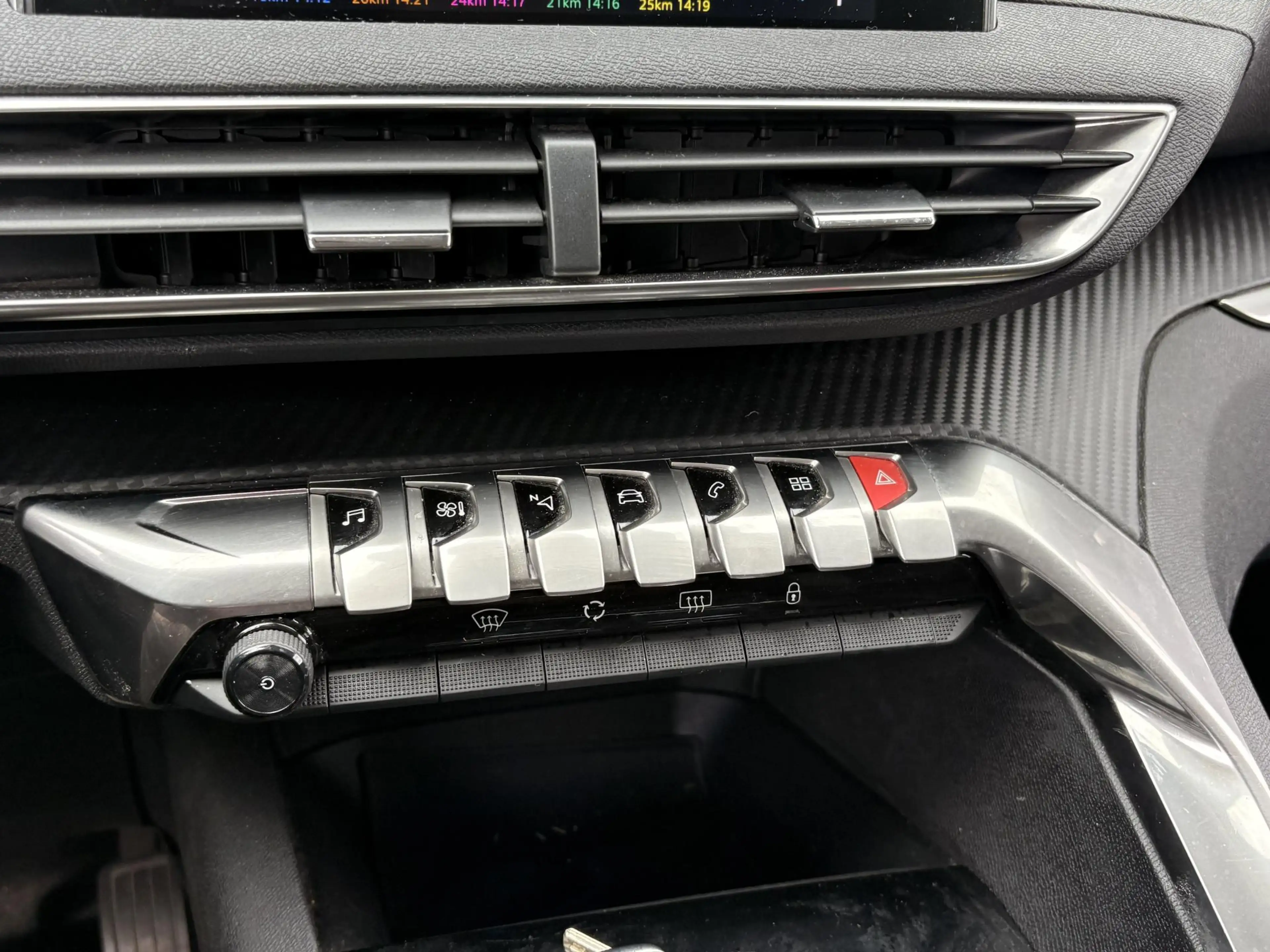 Peugeot 5008 1.2 PureTech Active Automaat | 7 Persoons | Camera — photo 14