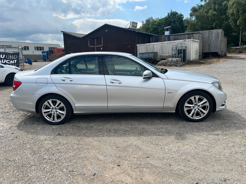 Mercedes-Benz C 180 C Limousine C 180 CGI BlueEfficiency — photo 15