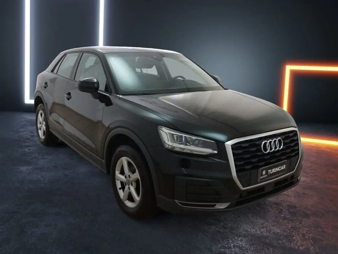 Audi Q2 30 TDI S tronic Business Negro - 1