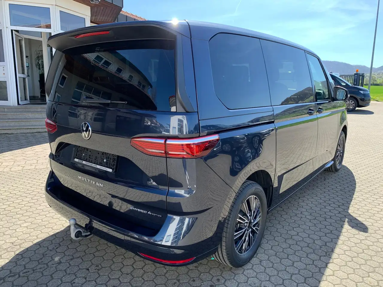 Volkswagen T7 Multivan eHybrid 4Motion KÜ 7-Sitzer 2+3Garantie Matrix 3