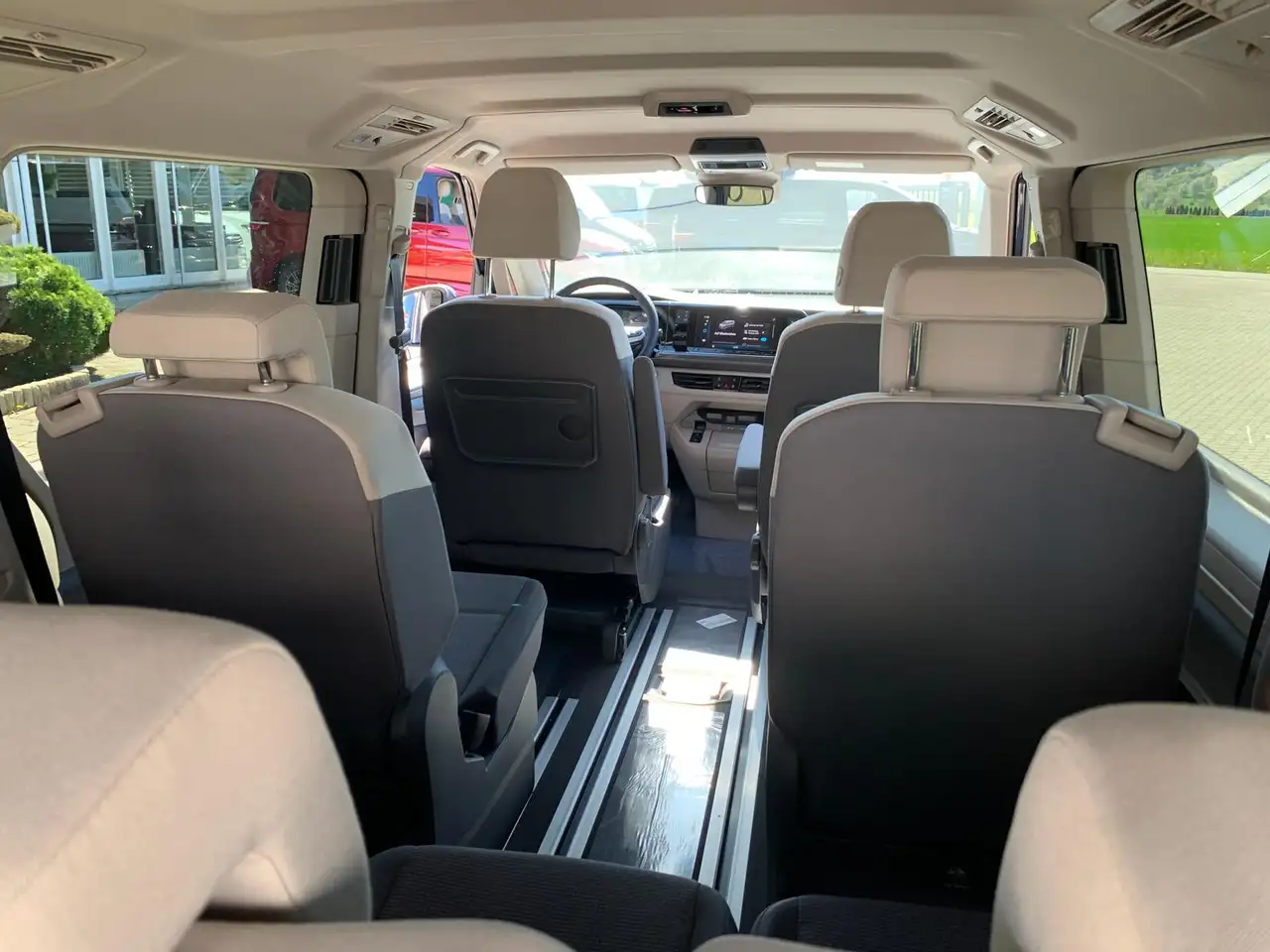 Volkswagen T7 Multivan eHybrid 4Motion KÜ 7-Sitzer 2+3Garantie Matrix 15