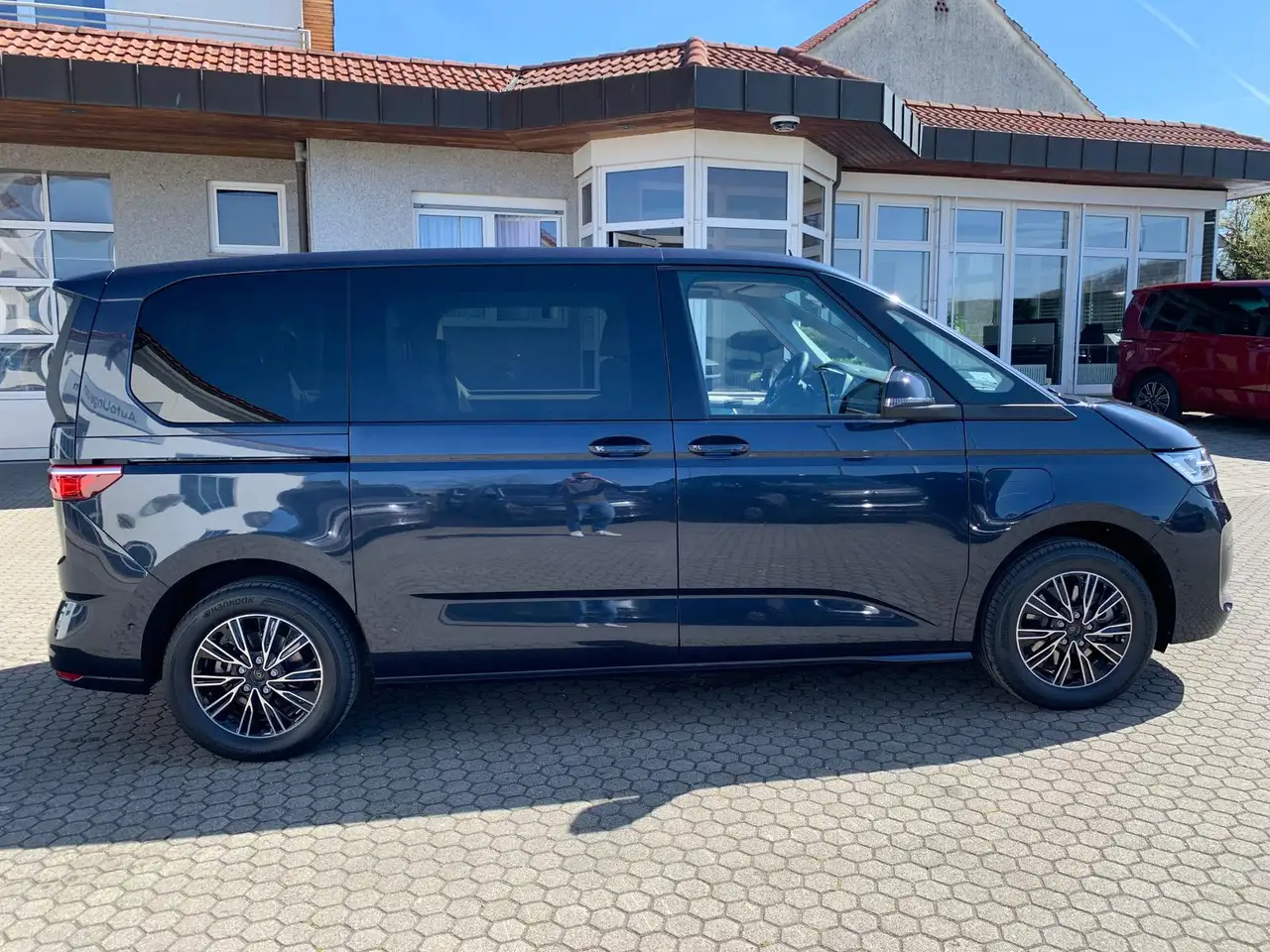Volkswagen T7 Multivan eHybrid 4Motion KÜ 7-Sitzer 2+3Garantie Matrix 6