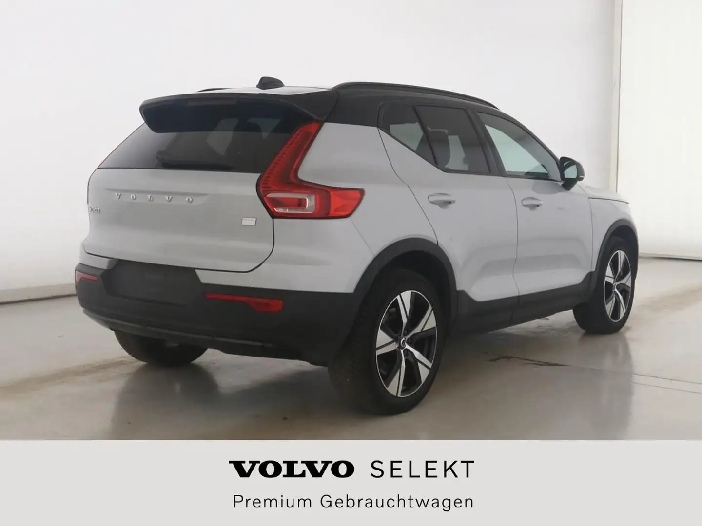 Volvo XC40 P6 Plus Recharge Pure Electric 2WD Zilver - 2