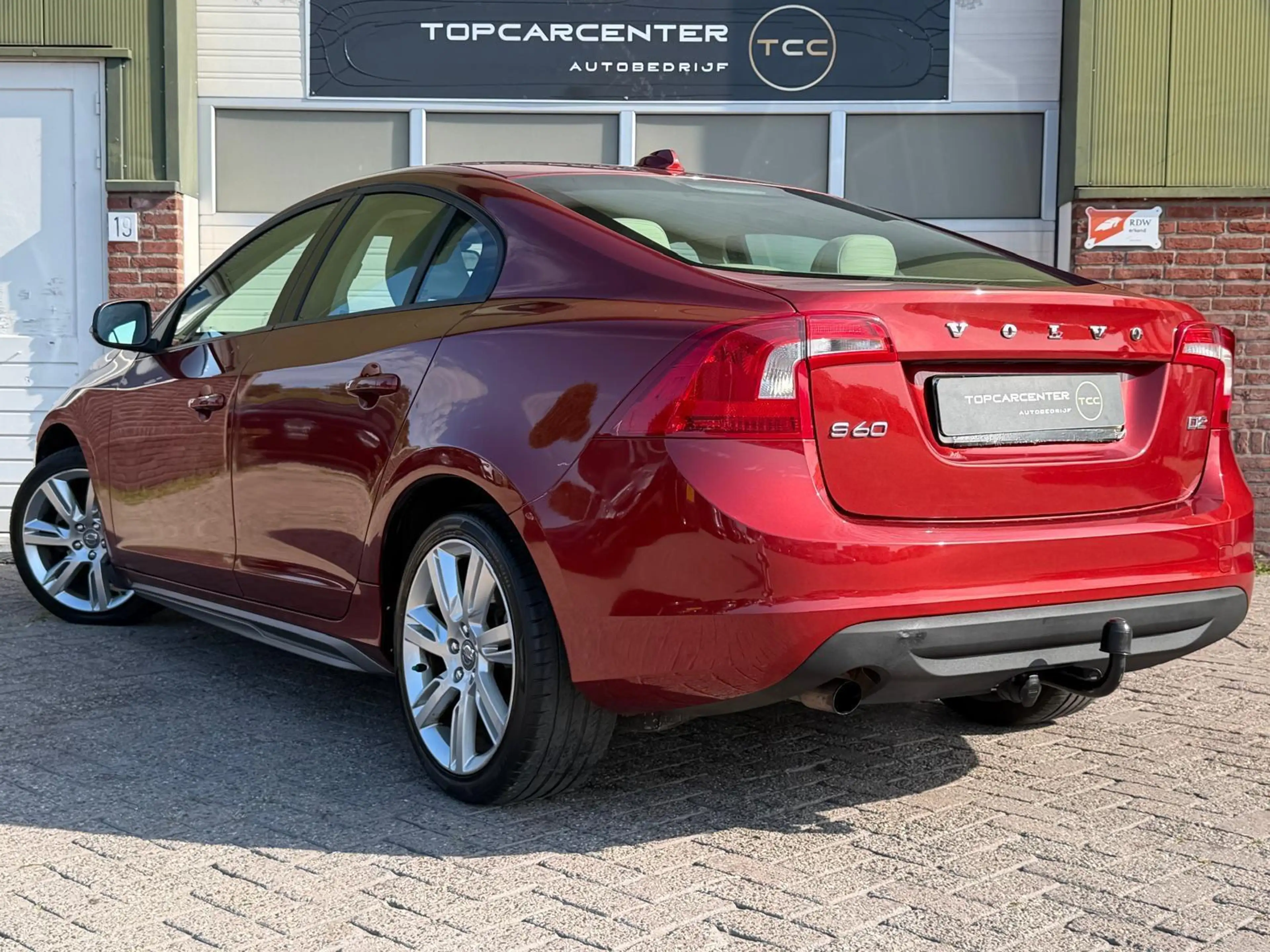 Volvo S60 1.6 D2 Summum/AIRCO/TREKH/NAVI/LEER/CRUISE/APK — photo 8
