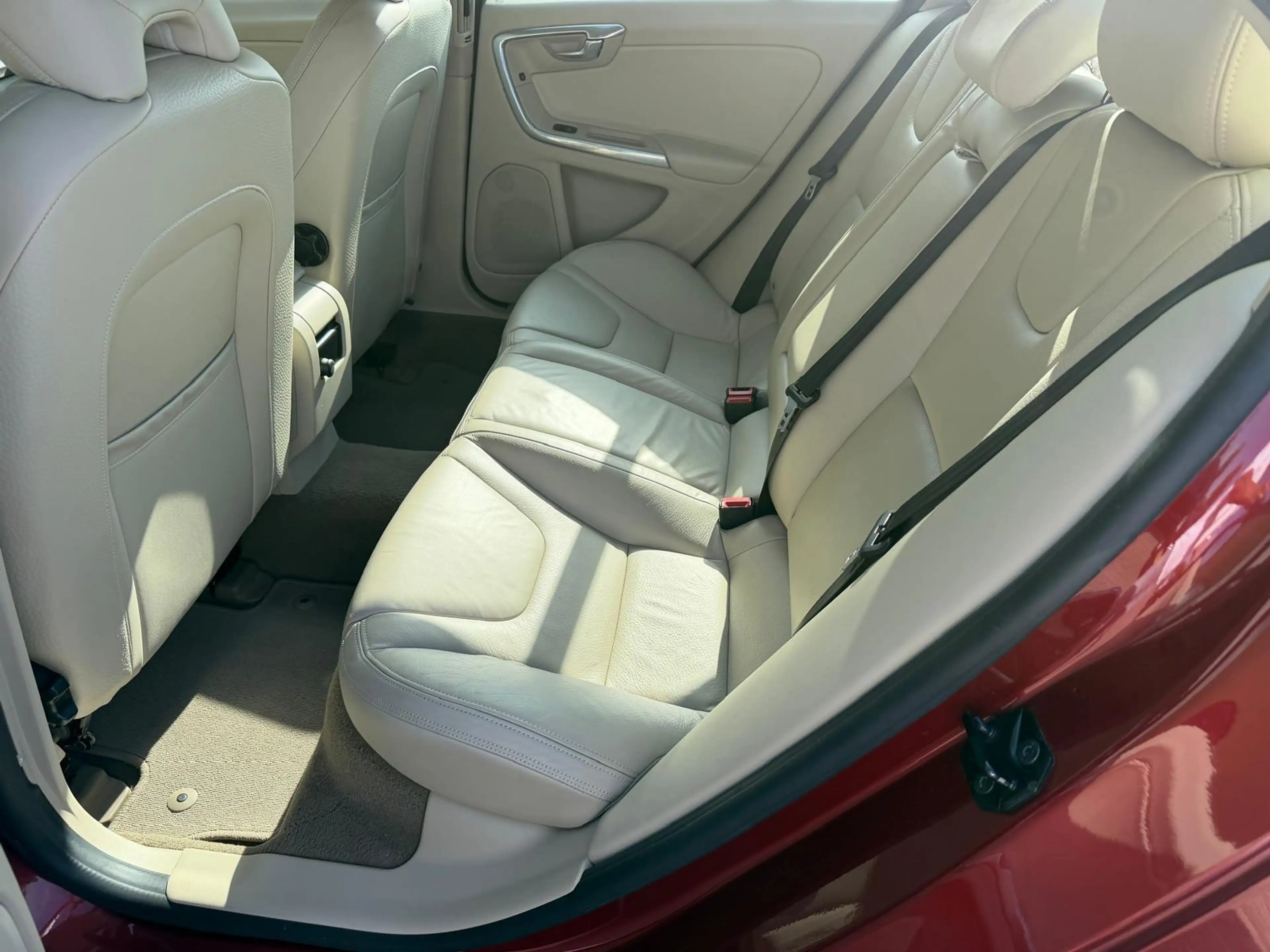 Volvo S60 1.6 D2 Summum/AIRCO/TREKH/NAVI/LEER/CRUISE/APK — photo 20