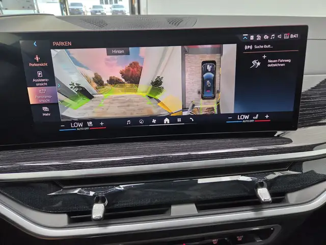 BMW X6 view 13