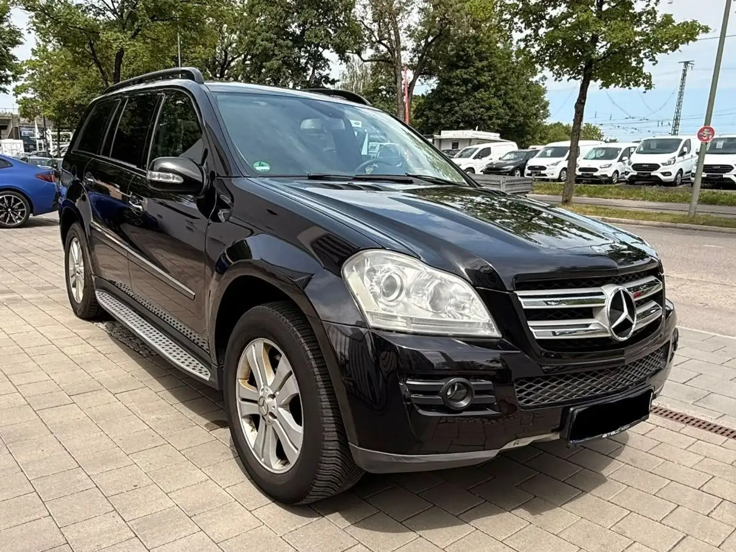 Mercedes-Benz GL 450 V8 4Matic Leder KlimaAuto.Navi Tüv Neu Schwarz - 2