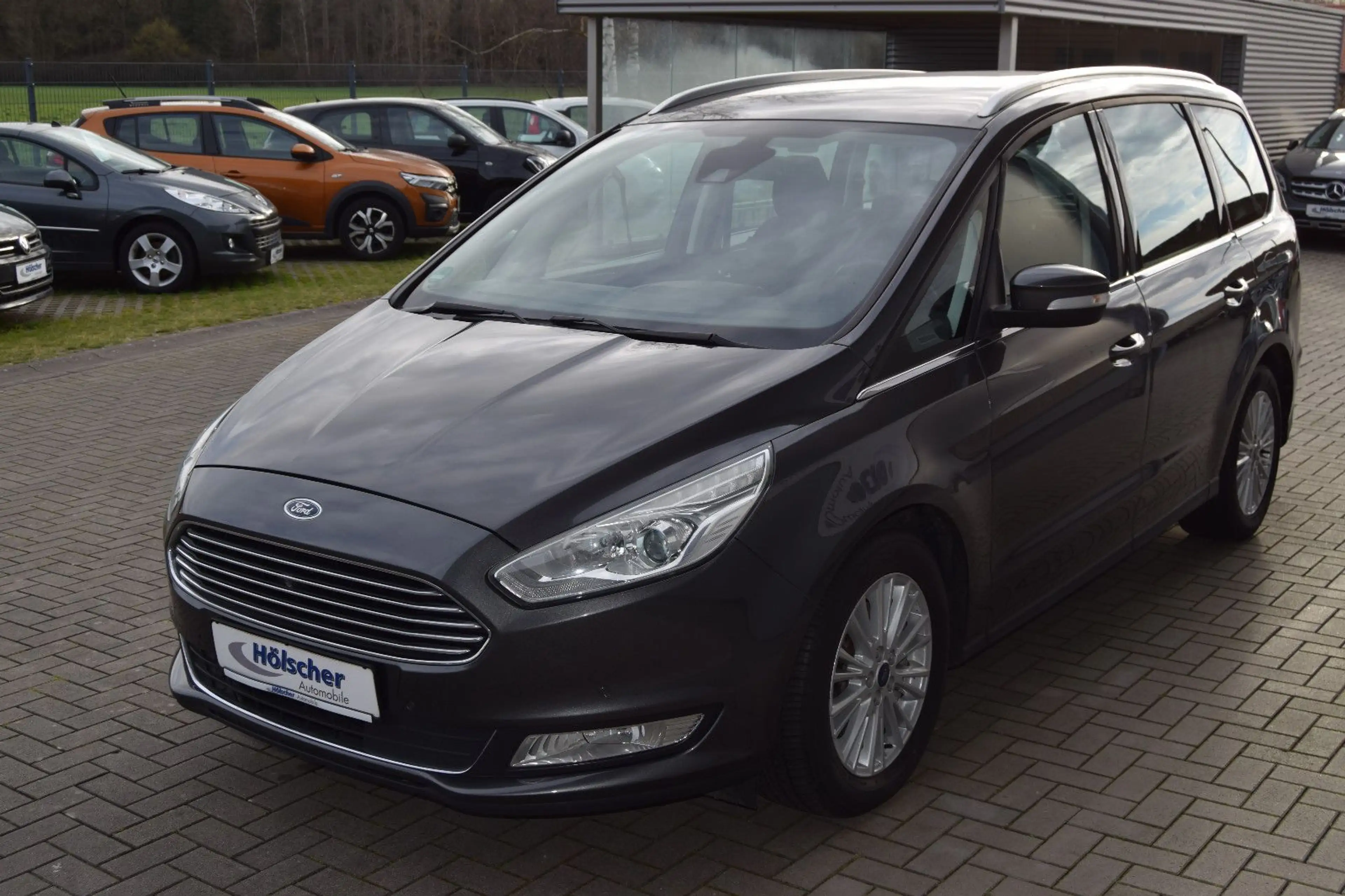 Ford Galaxy Titanium!AUTOMATIK!7 Sitzer,Navi,Kam,,,,, — photo 3