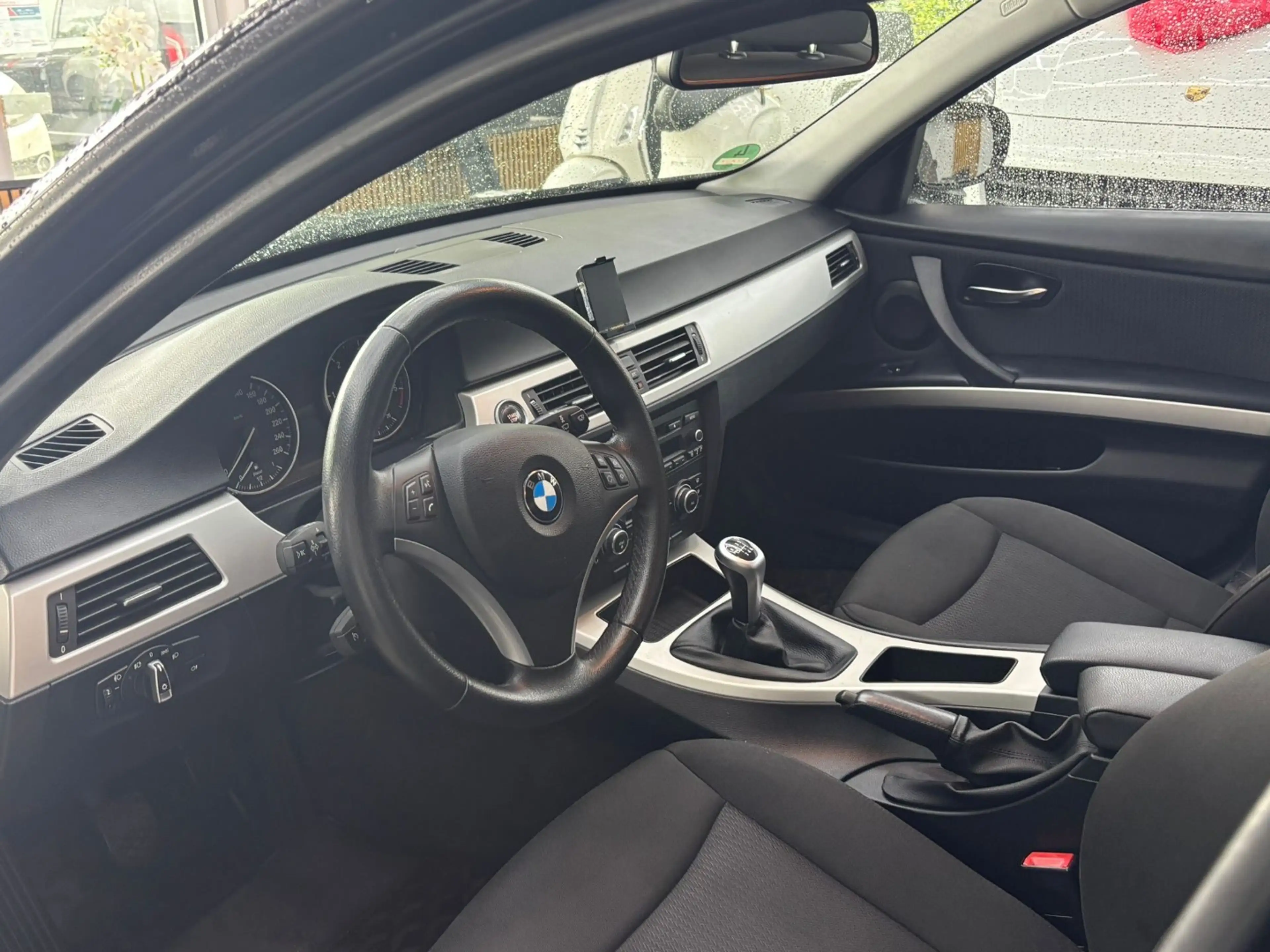 BMW 316 d — photo 7