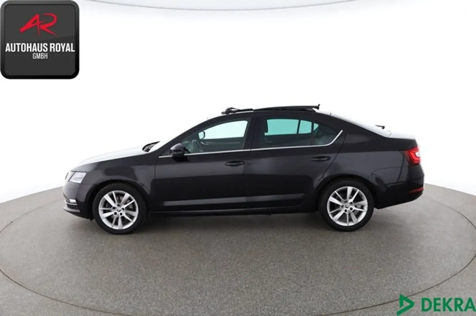 Skoda Octavia 2.0 TDI PANORAMA,KEYLESS,ACC,KAMERA,1.HD Czarny - 2