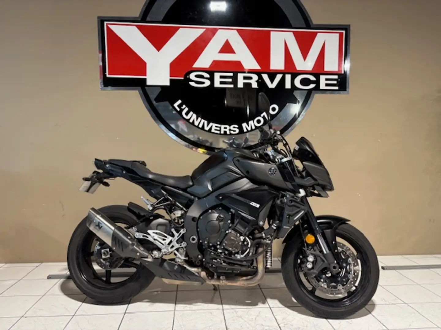 Yamaha MT-10 Noir - 1