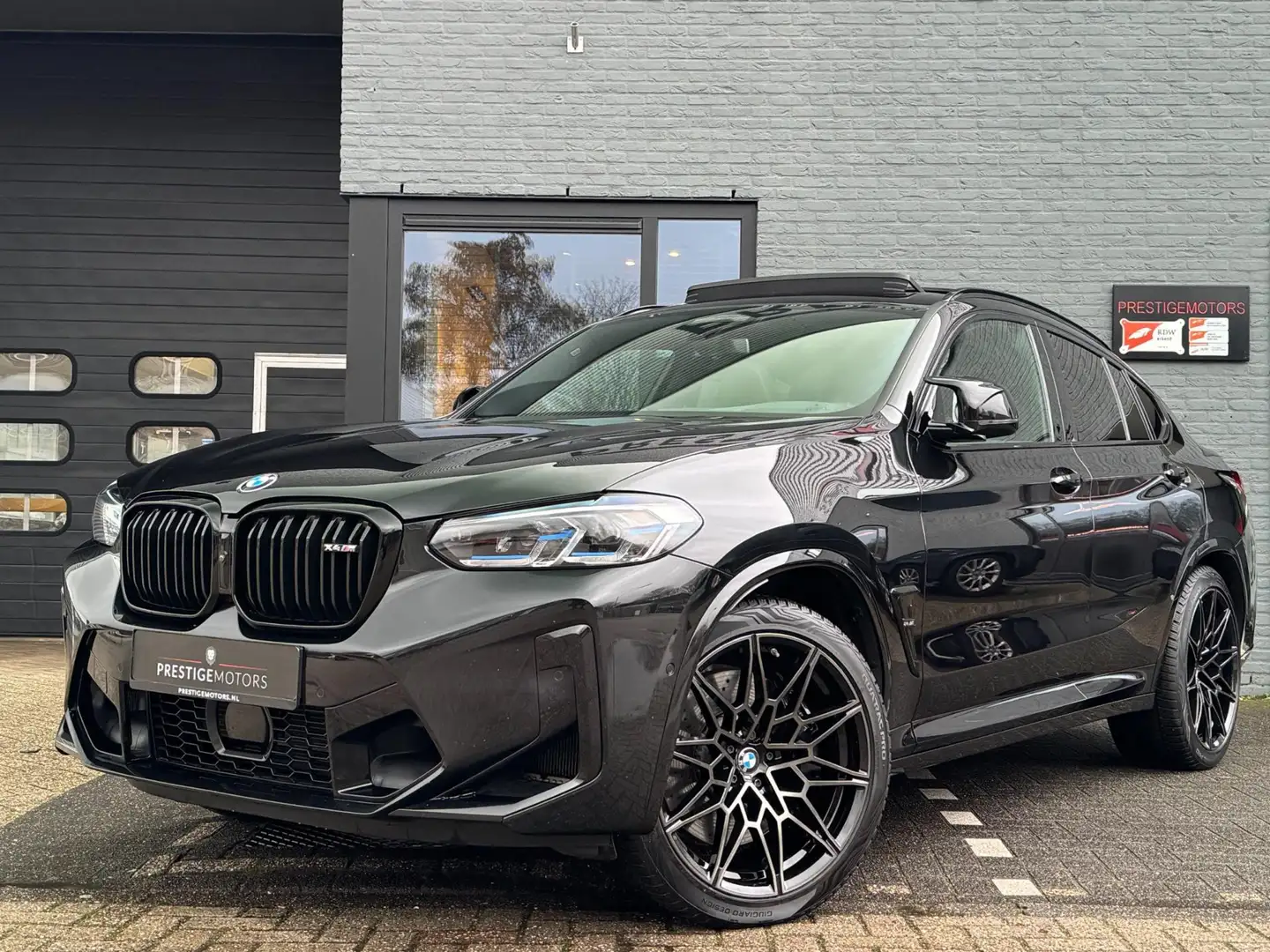 BMW X4 M Competition 510PK X4m |PANO|H&K|360cam|VirtualCock Schwarz - 1