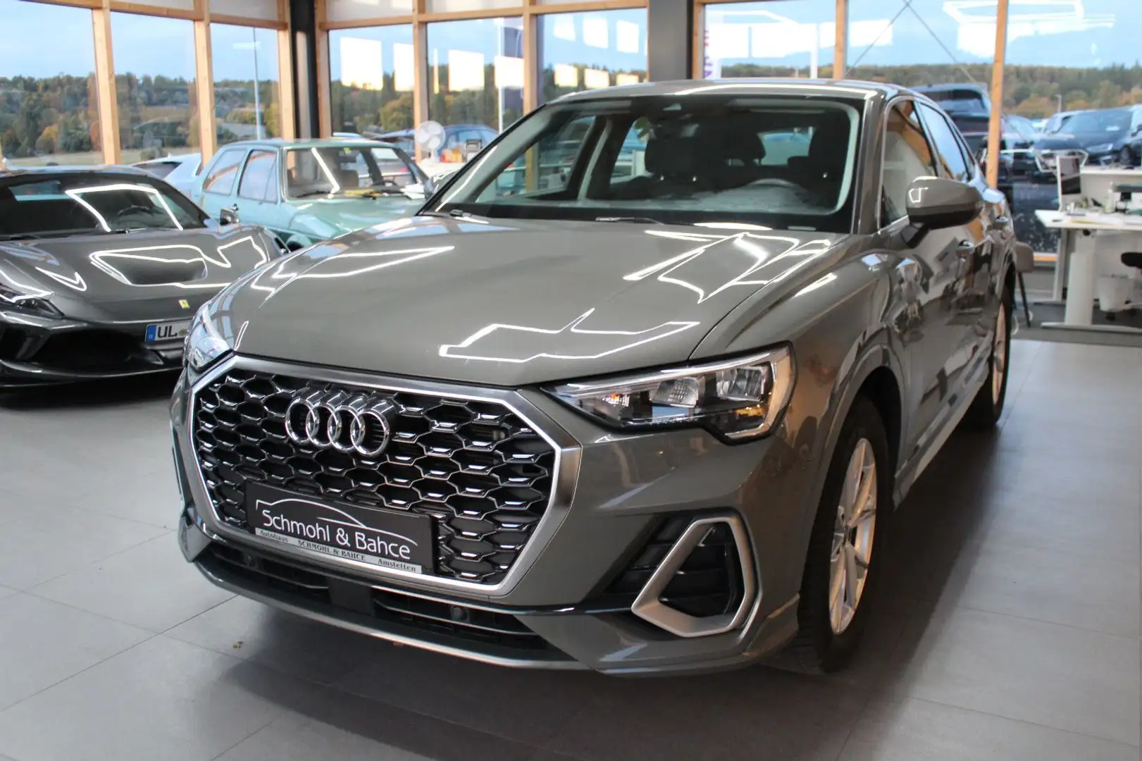 Audi Q3 Sportback 35 TFSI S tronic S line sport Grau - 1
