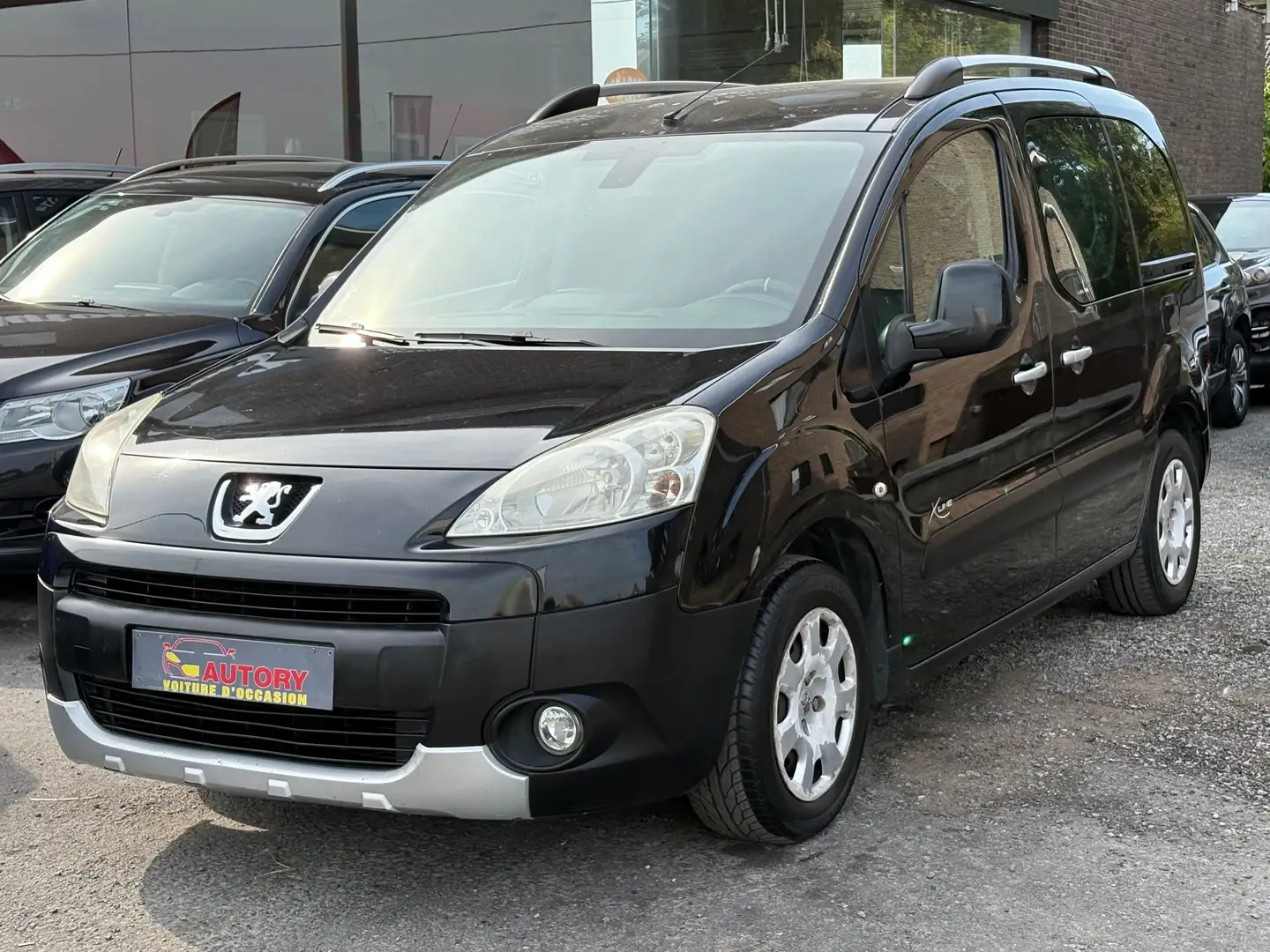 Peugeot Partner Partner Tepee 1.6 HDi X-Line FAP Negro - 2