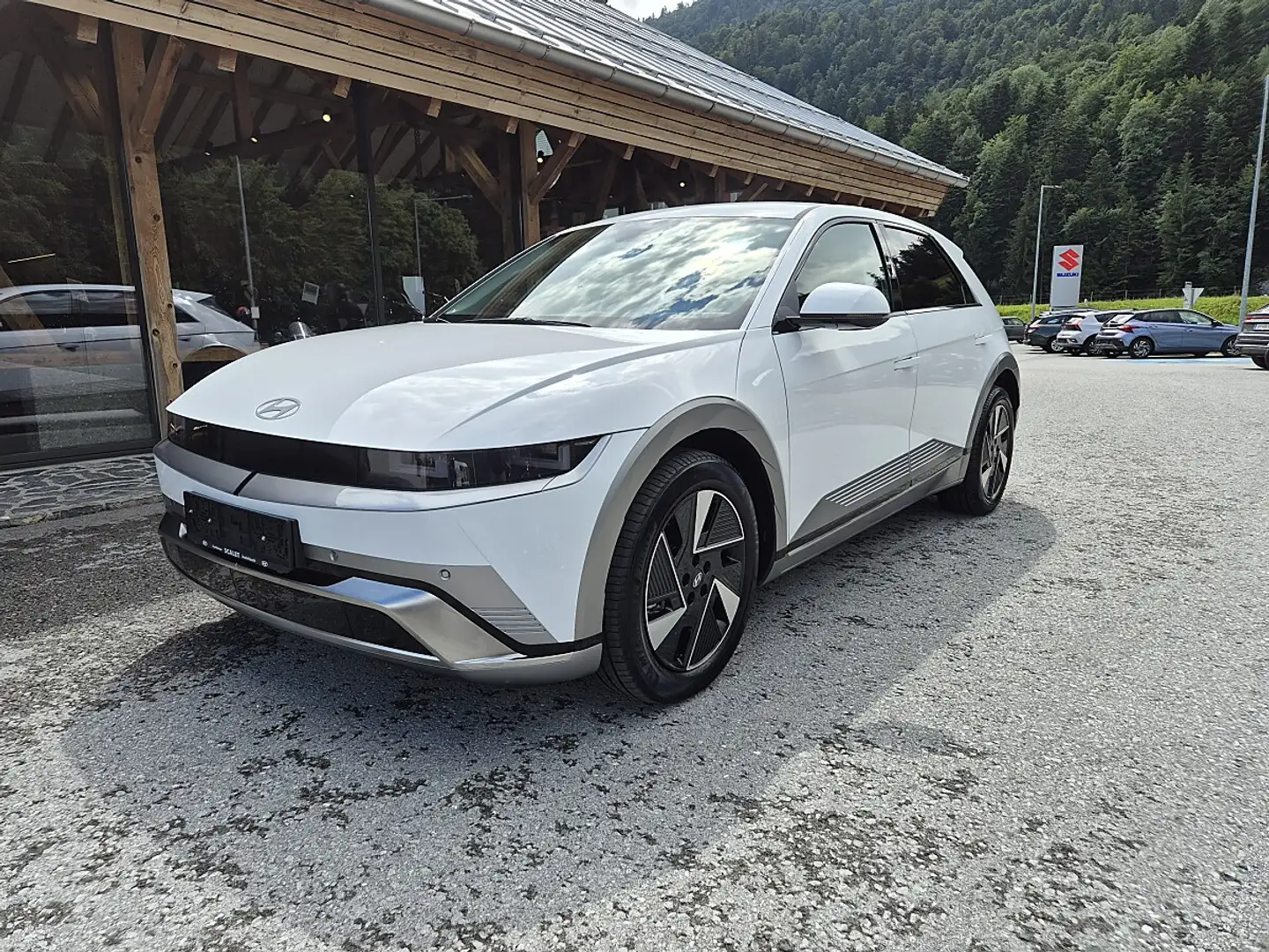 Hyundai IONIQ 5 Ioniq 5 Elektro 84kWh Comfort Line 4WD Aut. Weiß - 1