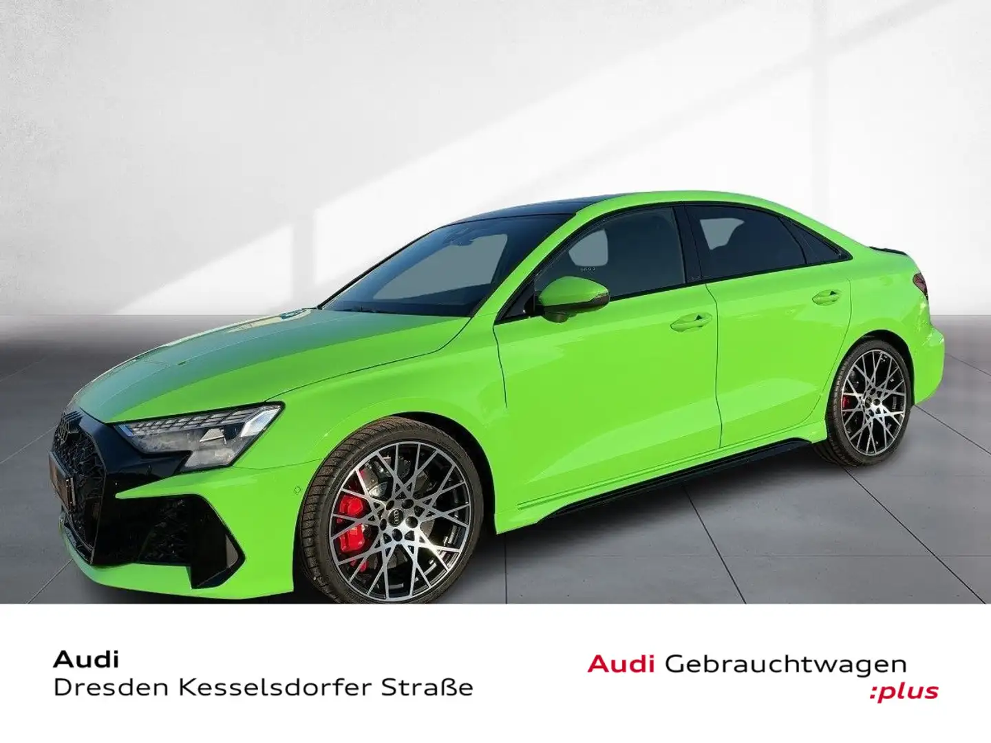 Audi RS3 294(400) kW(PS) S tronic Grün - 1