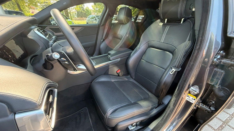 Jaguar XE R-Dynamic SE/360°/PANO/ACC/LED — photo 10