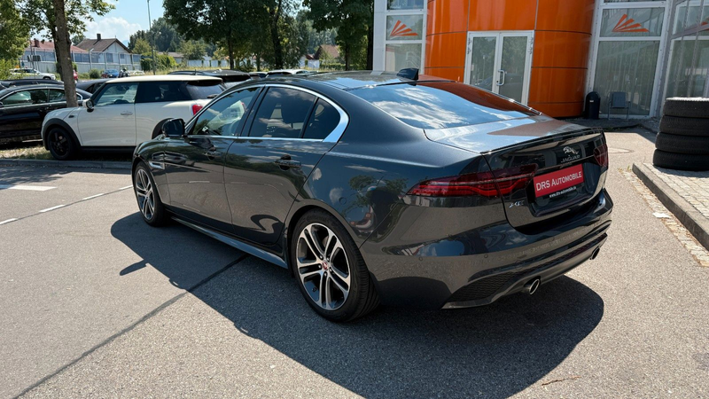 Jaguar XE R-Dynamic SE/360°/PANO/ACC/LED — photo 3