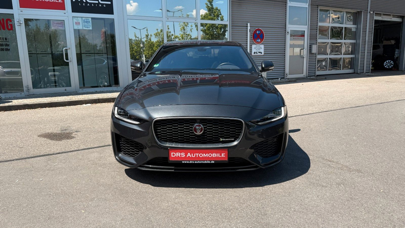 Jaguar XE R-Dynamic SE/360°/PANO/ACC/LED — photo 8