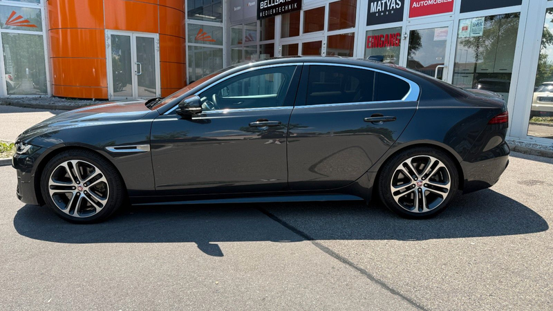 Jaguar XE R-Dynamic SE/360°/PANO/ACC/LED — photo 2