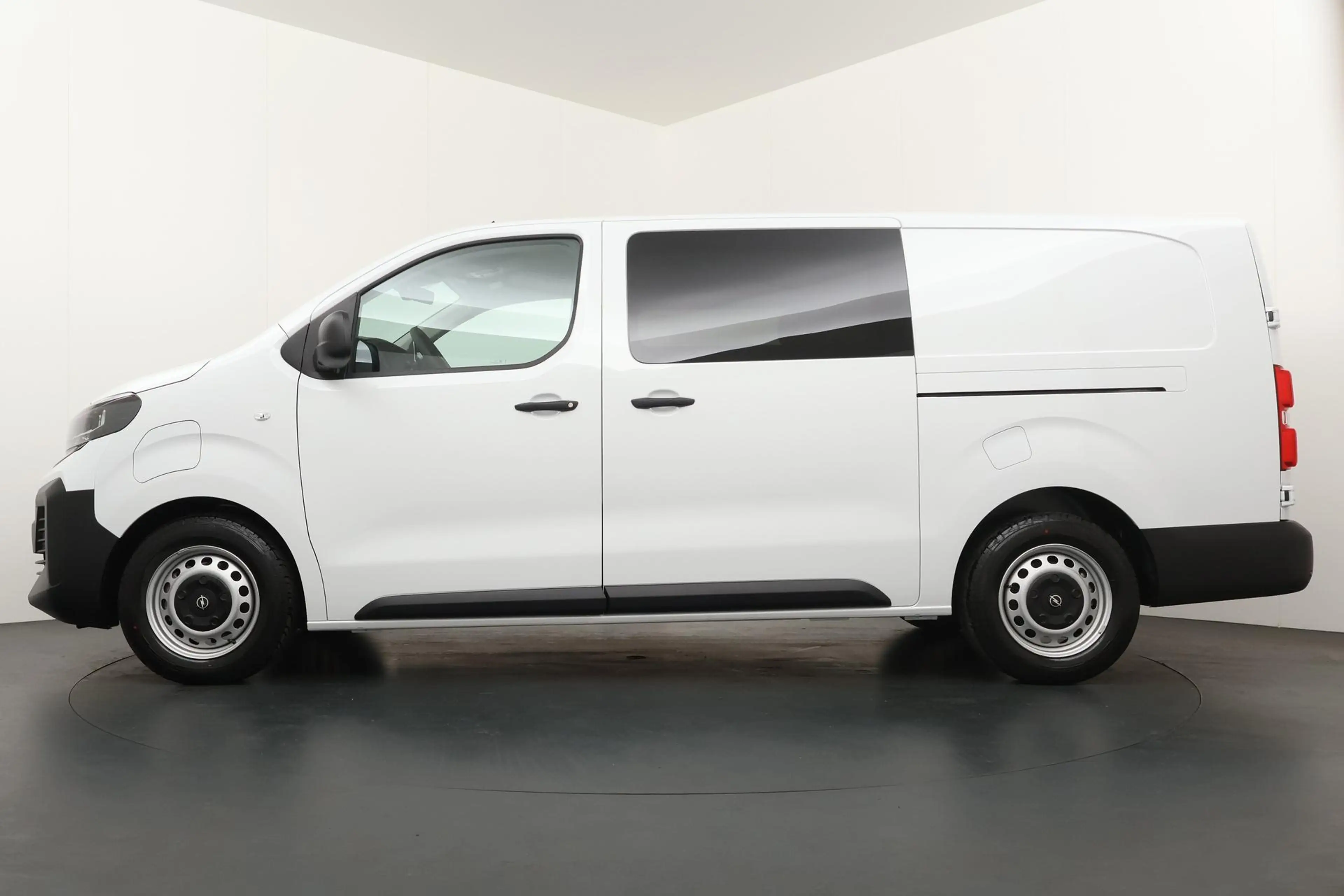 Opel Vivaro-e Electric L3 50 kWh Dubbele Cabine 6 Pers! | Nieuw! — photo 8