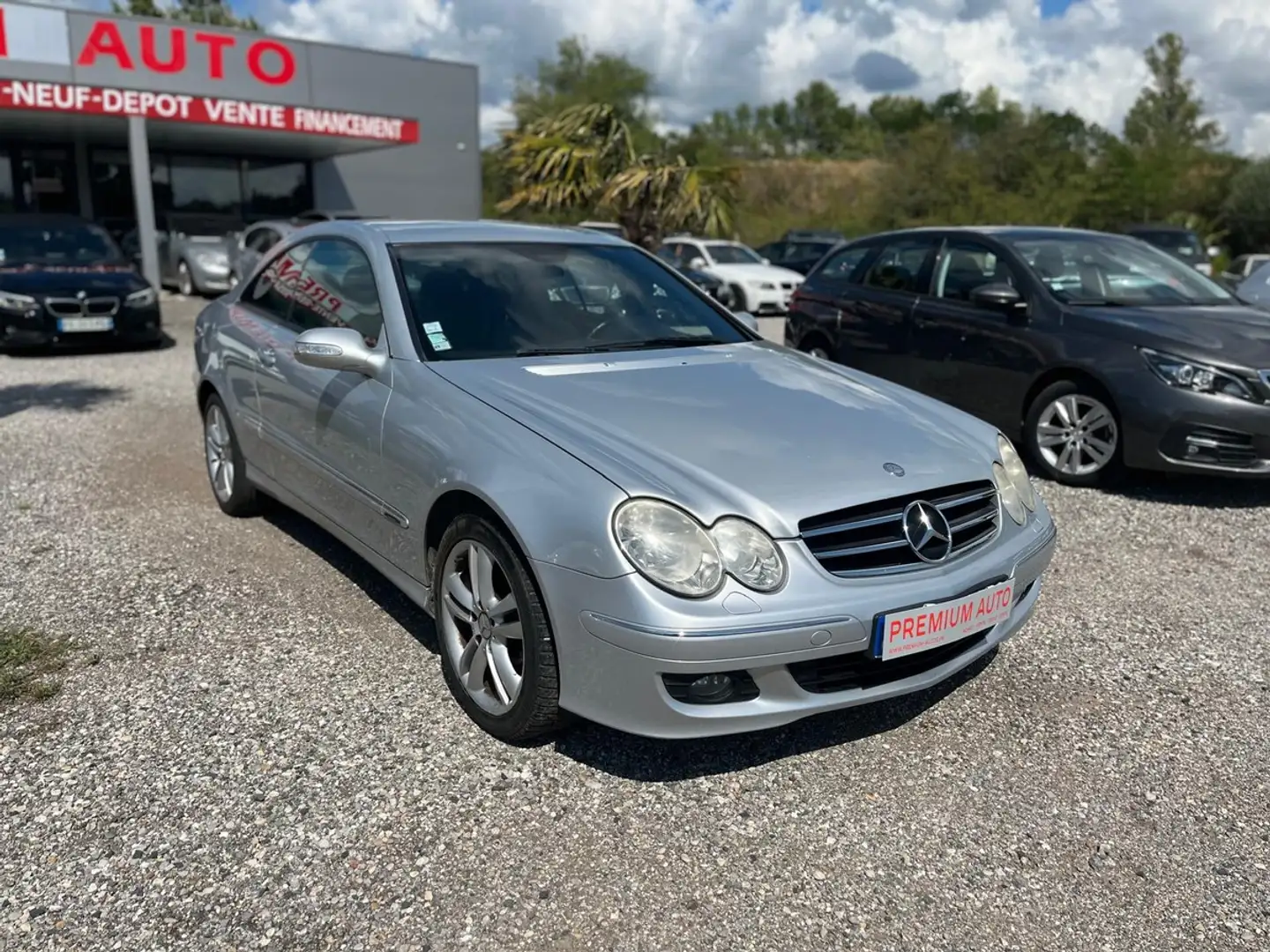 Mercedes-Benz CLK 220 2.2 CDI TURBO Gris - 2