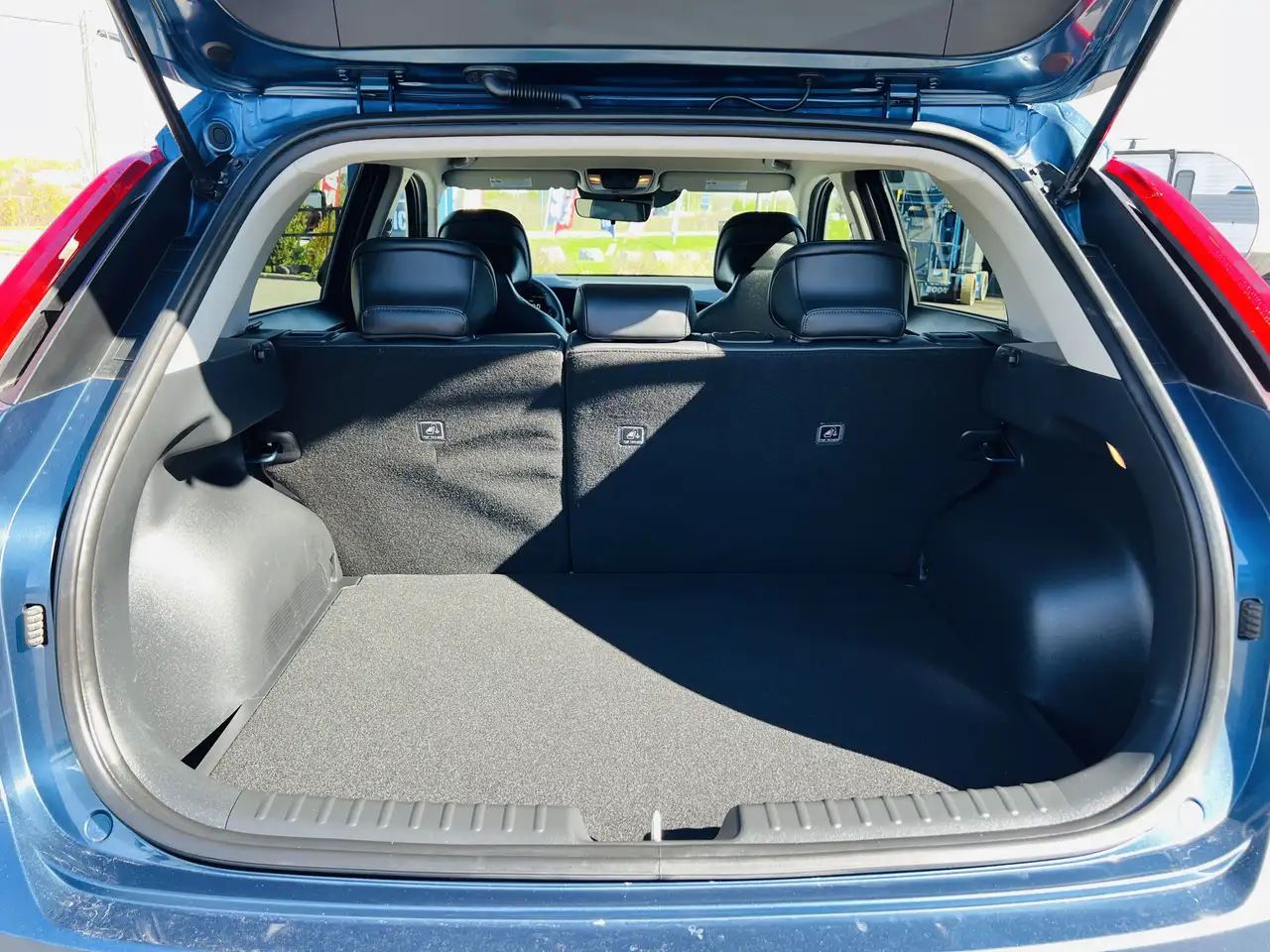 Kia Niro снимка Kia Niro