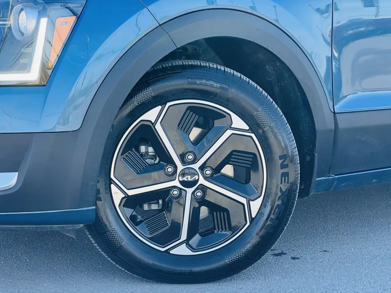 Kia Niro снимка Kia Niro