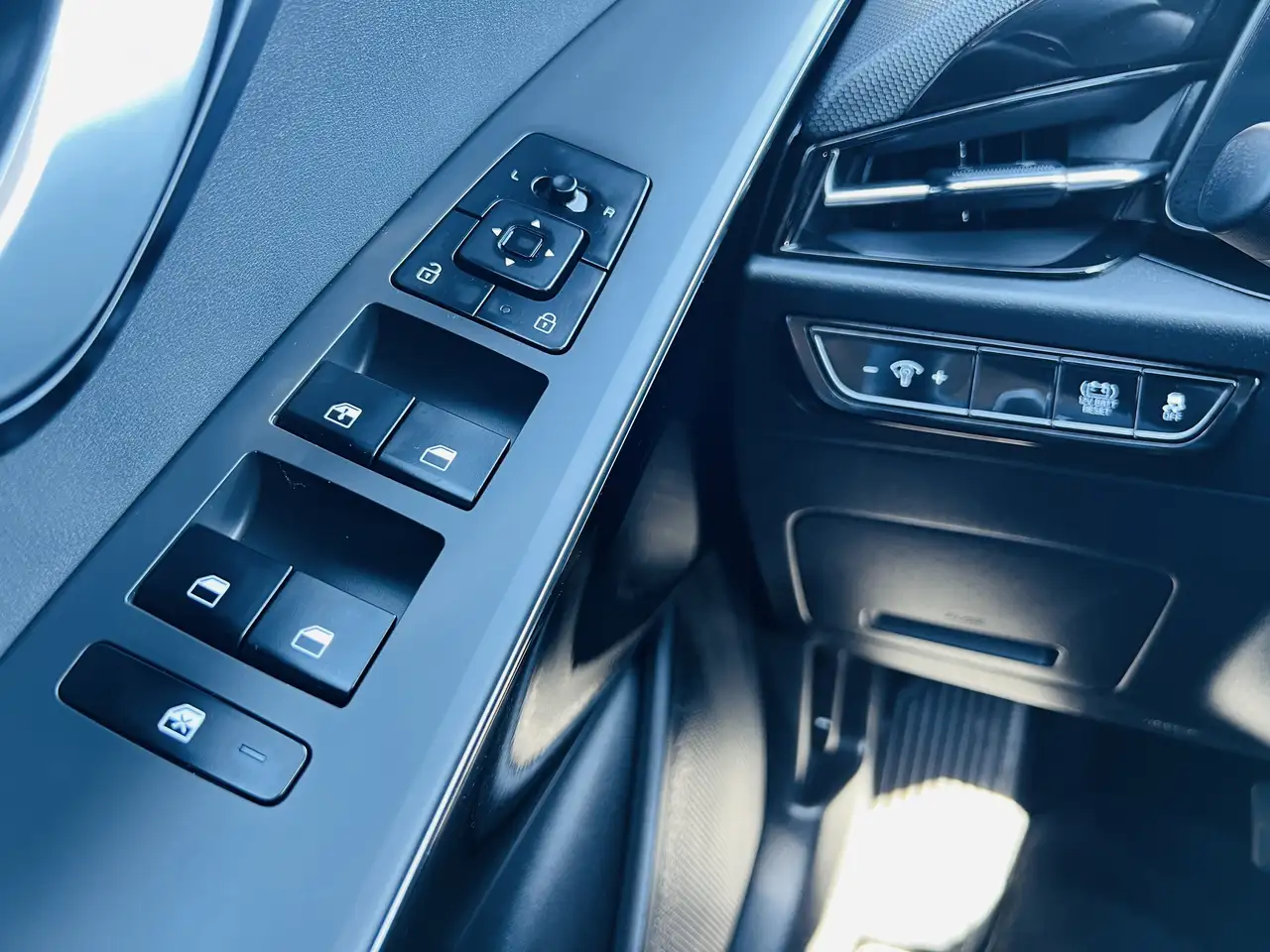 Kia Niro снимка Kia Niro