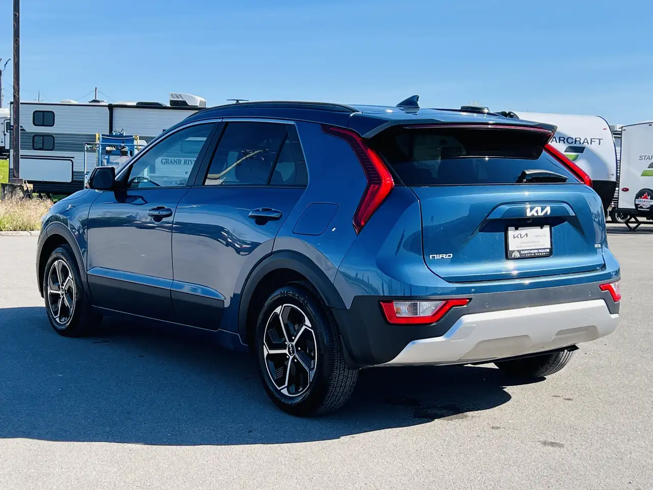 Kia Niro снимка Kia Niro