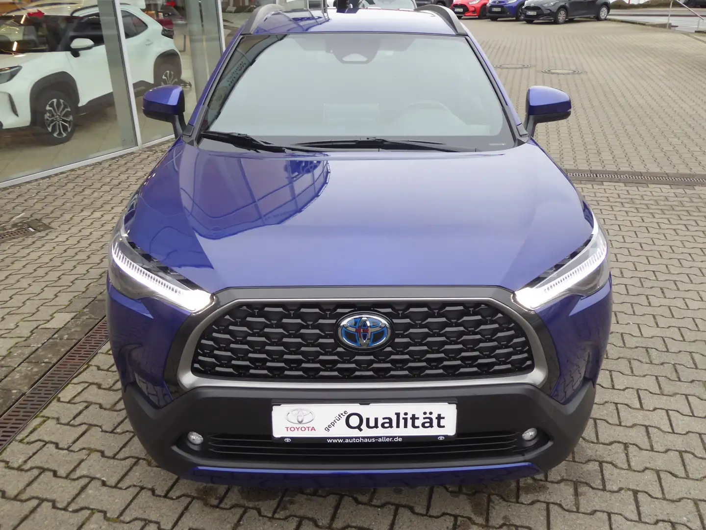Toyota Corolla Cross 2.0 Hybrid 4x2 Team-D + AHK + Allwetterreifen Niebieski - 2