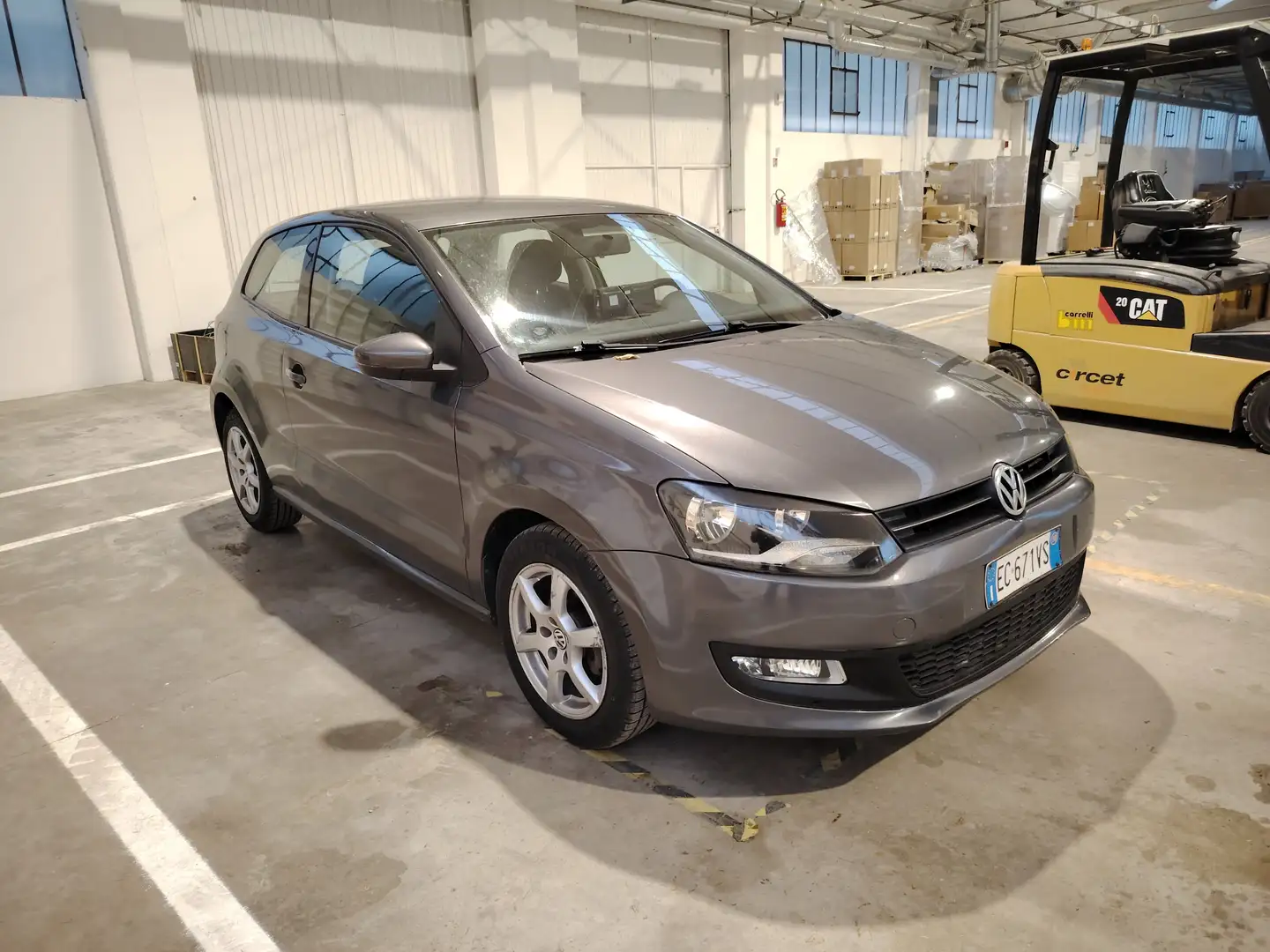 Volkswagen Polo Polo V 2009 3p 1.2 Comfortline 70cv Grigio - 1