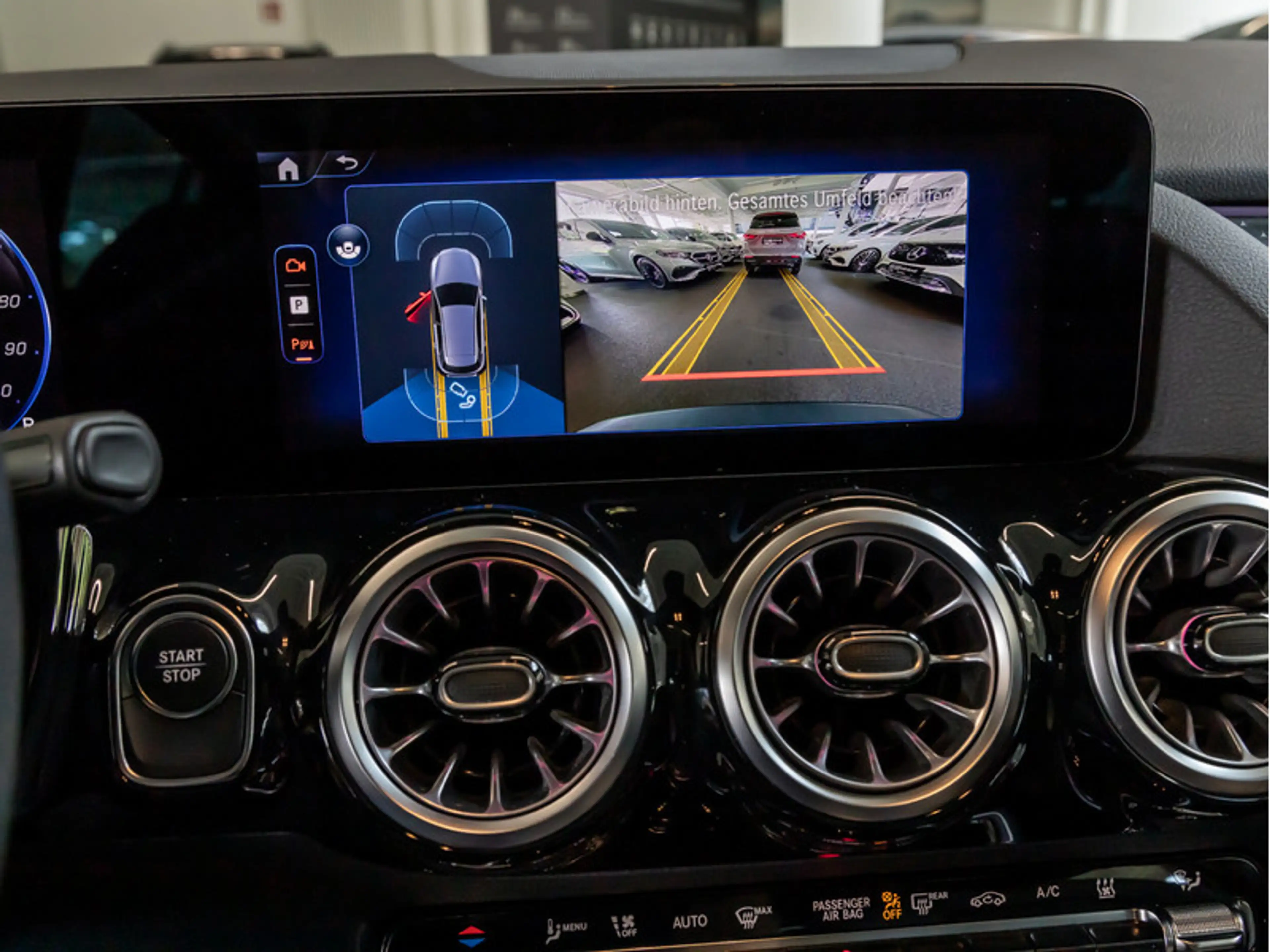 Mercedes-Benz EQA 350 4MATIC Pano+Progressive+Ambiente+AHK+Cam — photo 15
