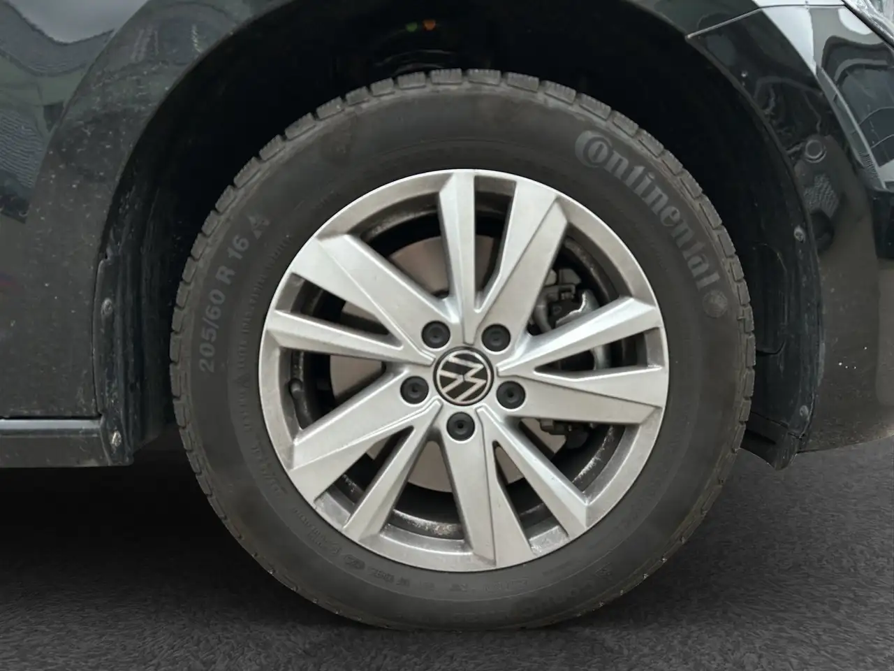 Volkswagen Touran 2.0 TDI DSG Comfortline NAVI LED KAM ACC APP 12