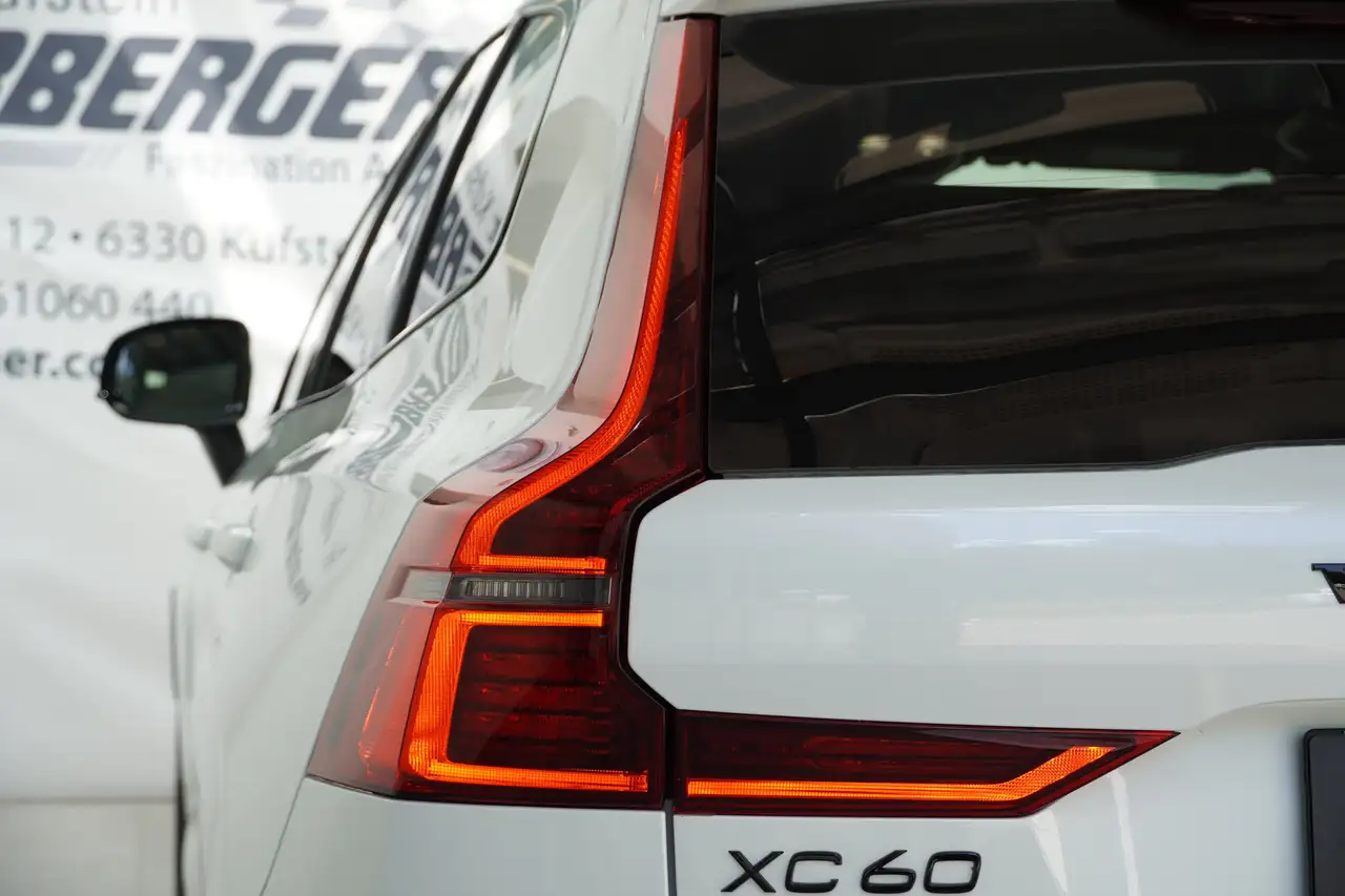 Volvo XC60 2026 — фото 12