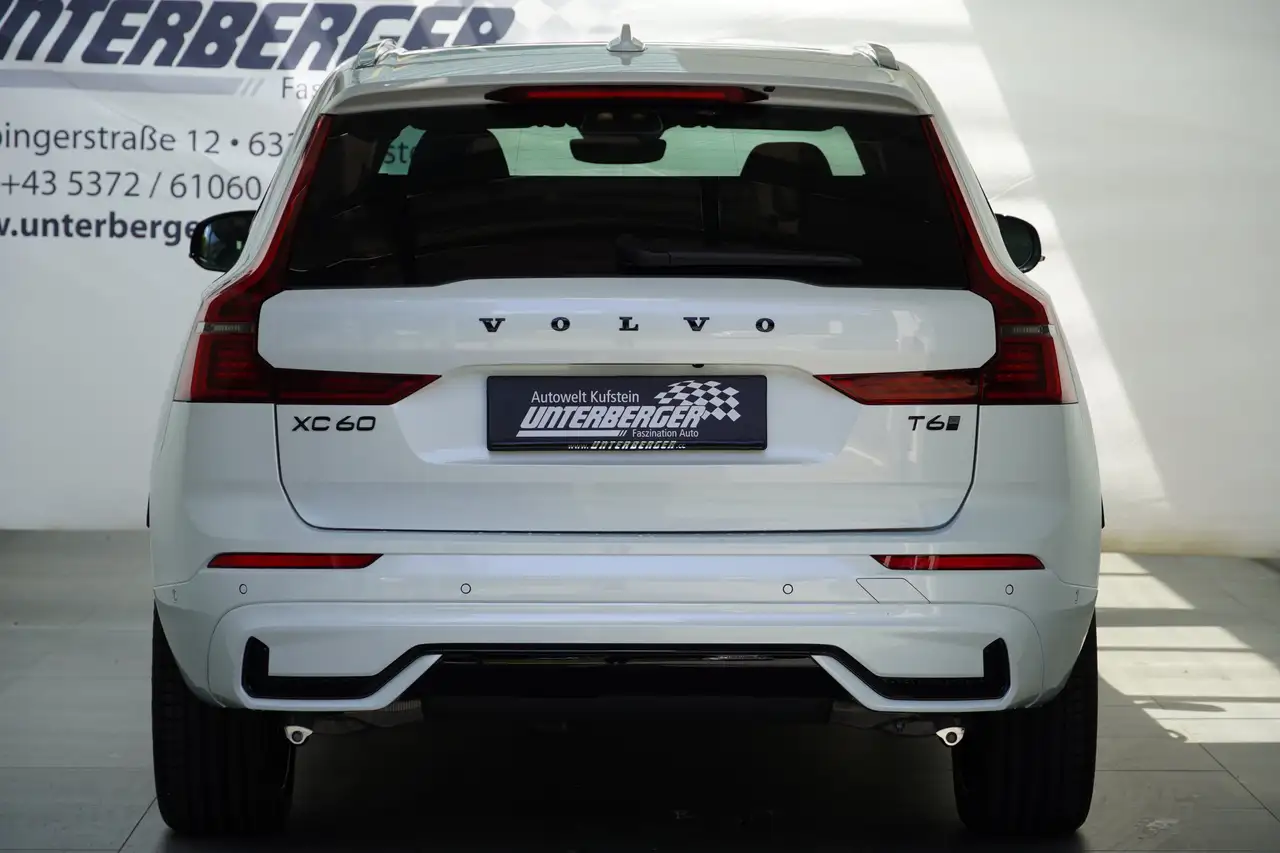 Volvo XC60 2026 — фото 11