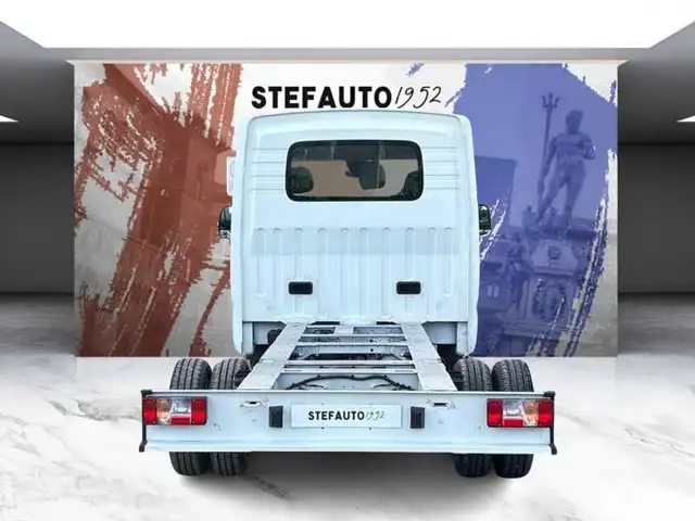 Maxus Deliver 9 view 6