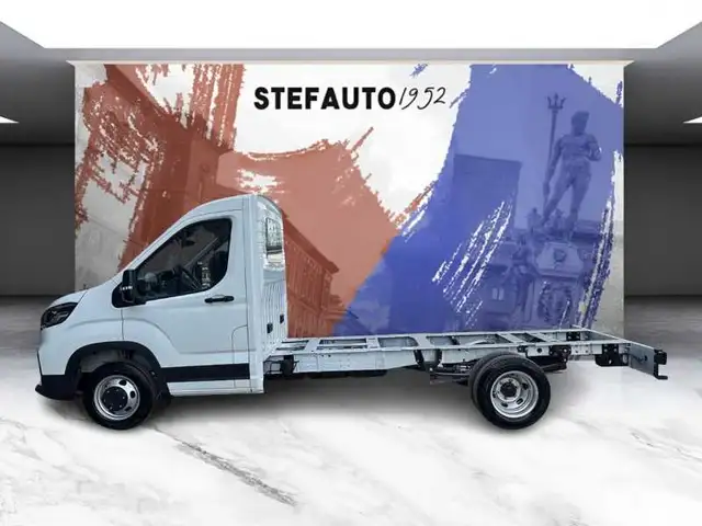 Maxus Deliver 9 view 3