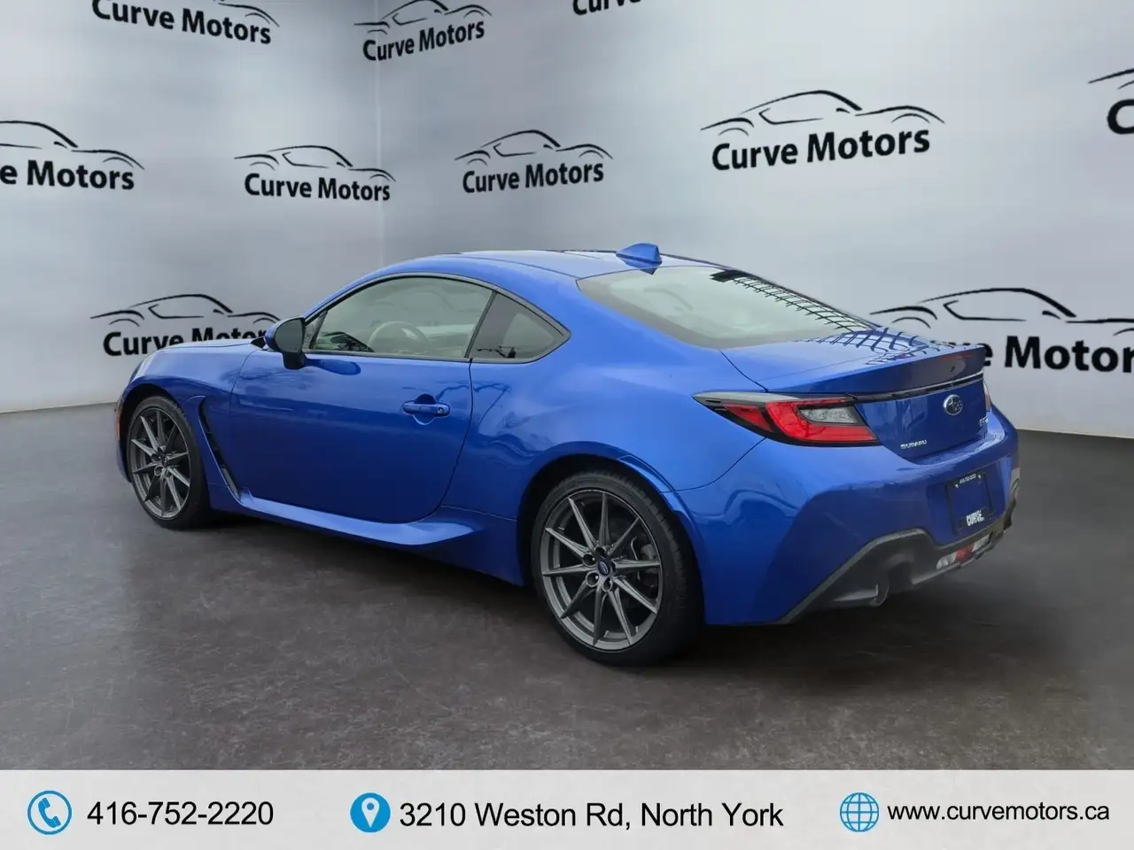 Subaru BRZ снимка Subaru BRZ