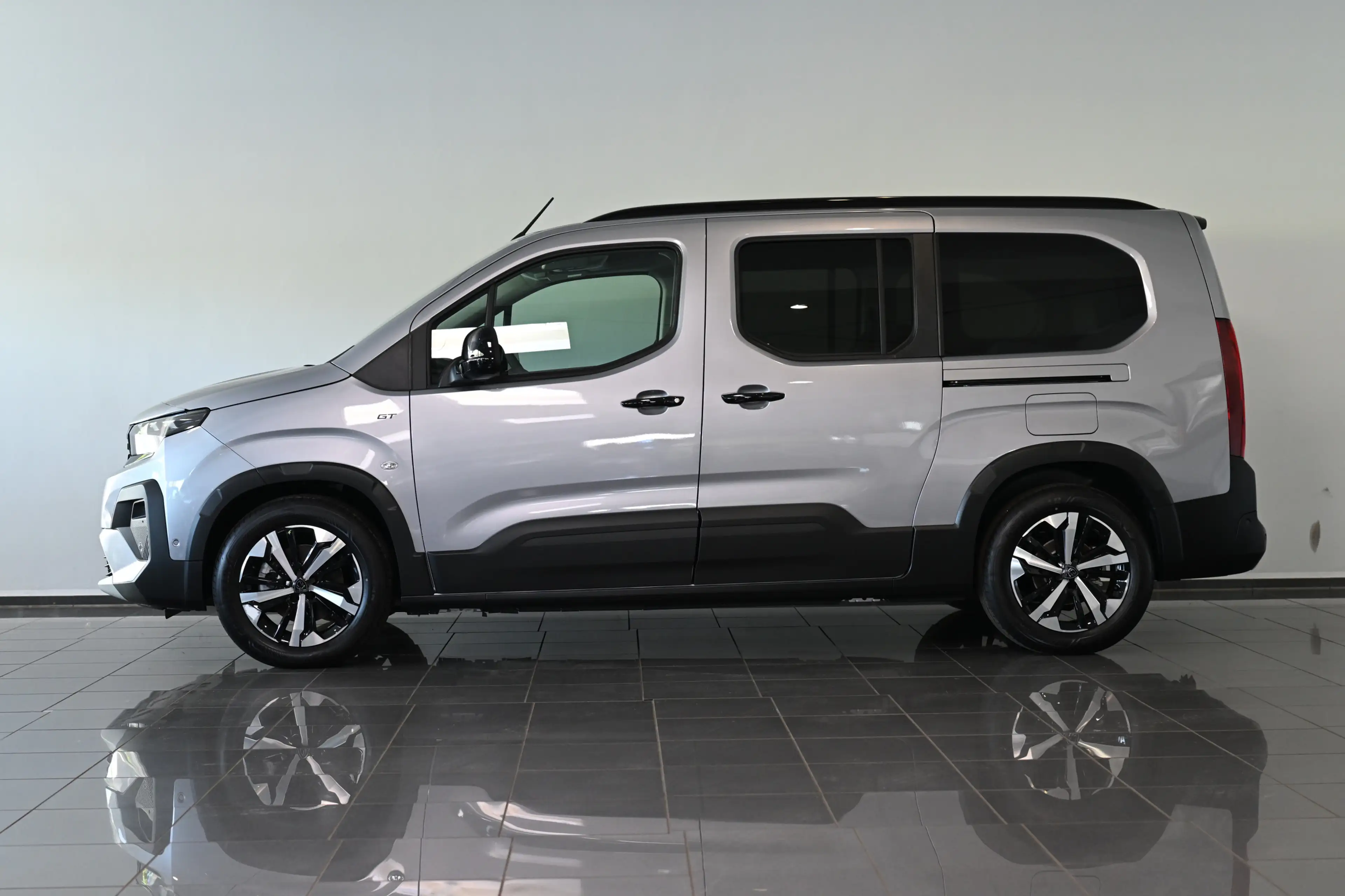 Peugeot e-Rifter GT L2 Navi ACC SHZ AHK-Vorbereitung LED — photo 3