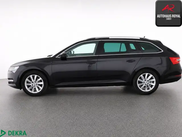 Skoda Superb view 2