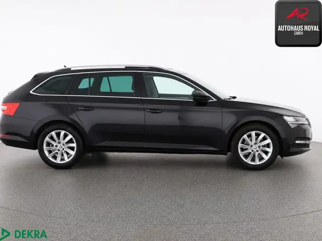 Skoda Superb view 6